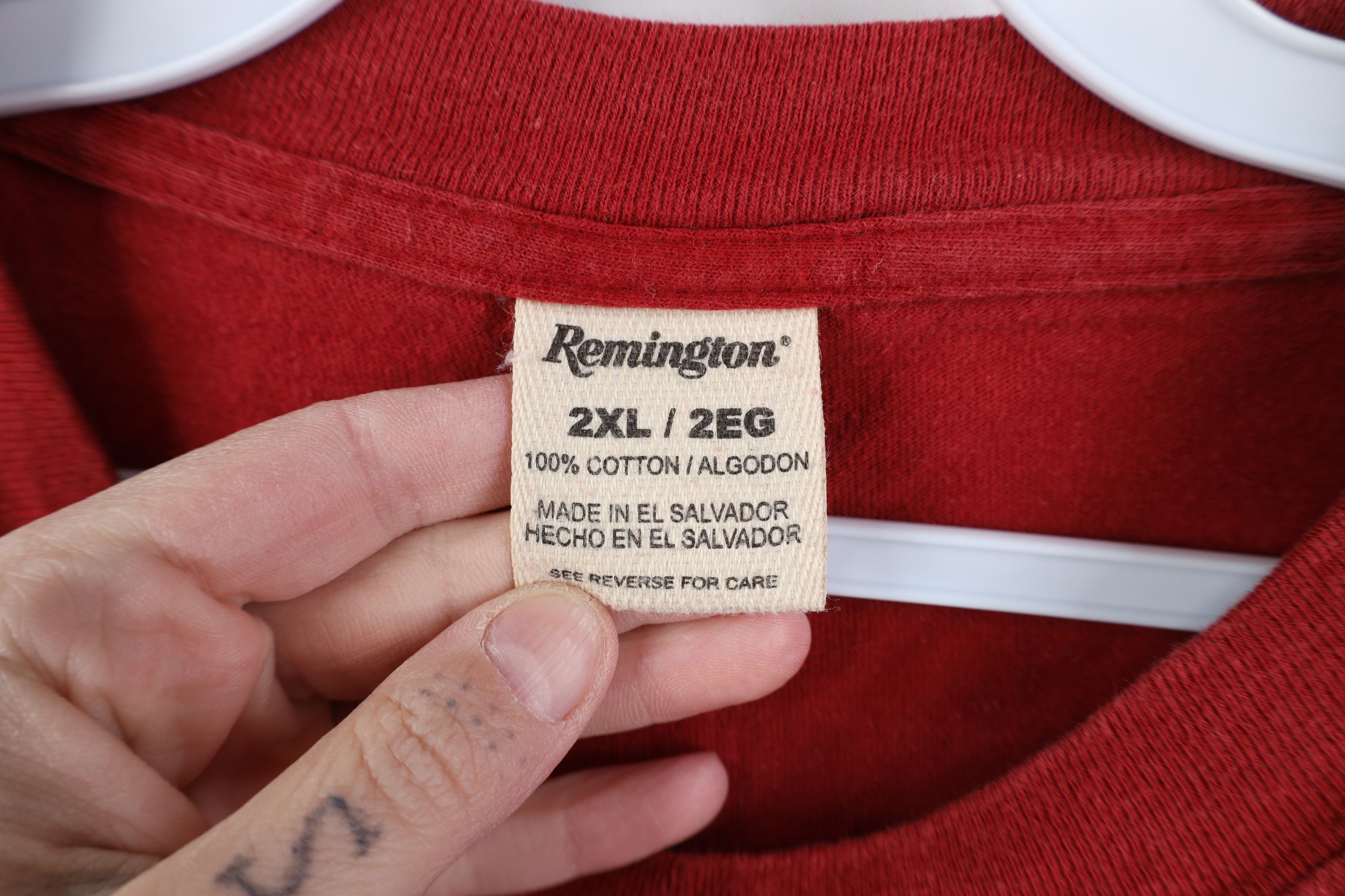Vintage Vintage Remington UMC Hunting Bear Long Sleeve T-Shirt Red Size US XXL / EU 58 / 5 - 5 Thumbnail