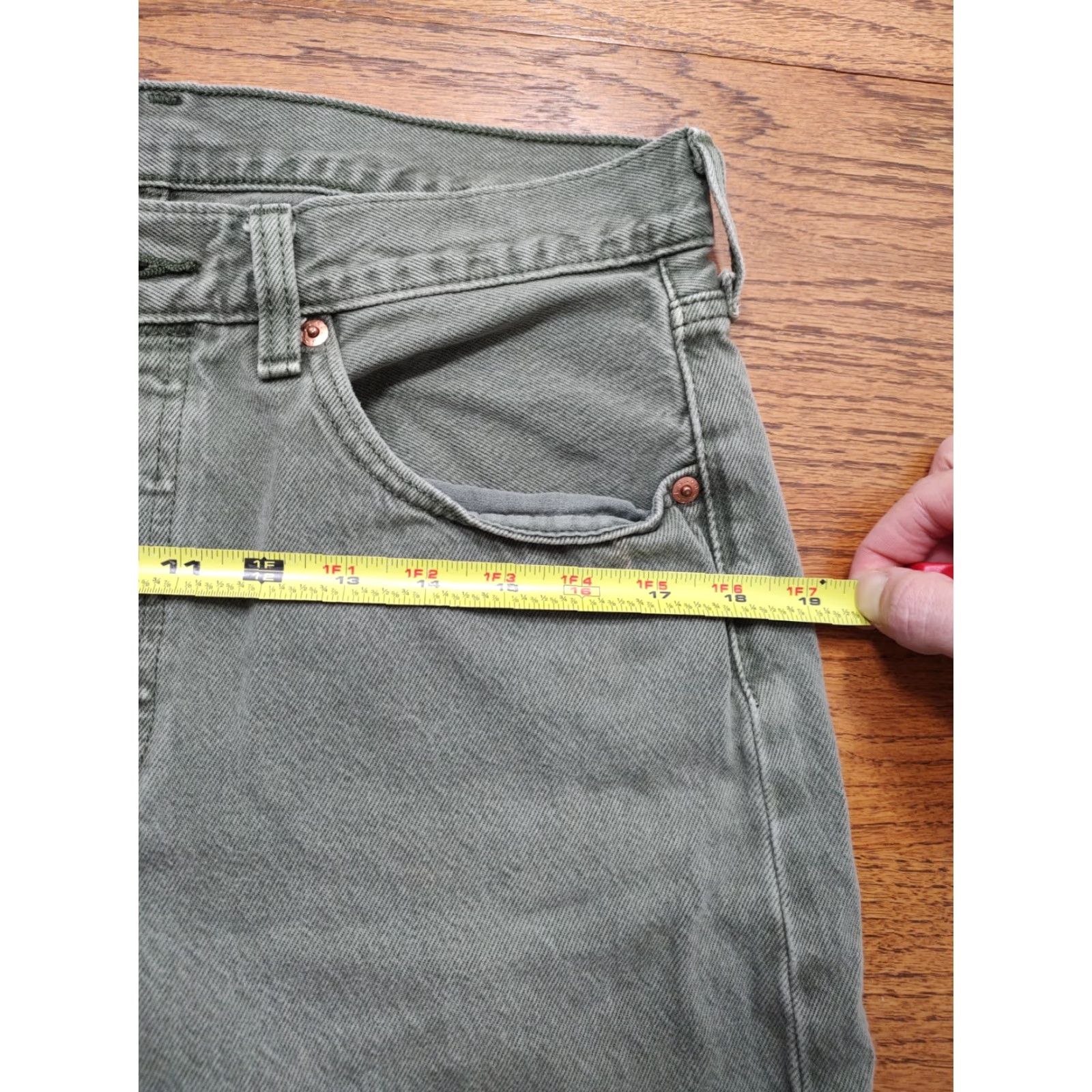 Levi's VINTAGE Levi's 501 Jeans Mens Fit 31x29 Green Original Fit Button Fly Straight Leg Size US 31 - 7 Thumbnail