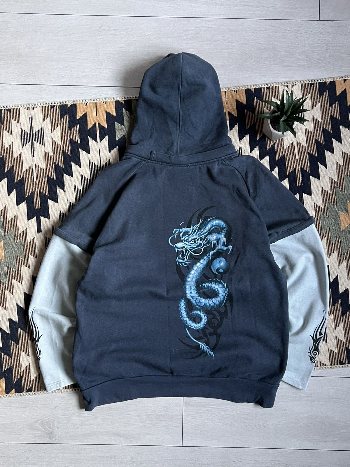 Vintage Vintage JNCO Style Y2k Spiral Dragon Horror Piece Hoodie Size US L / EU 52-54 / 3 - 8 Thumbnail