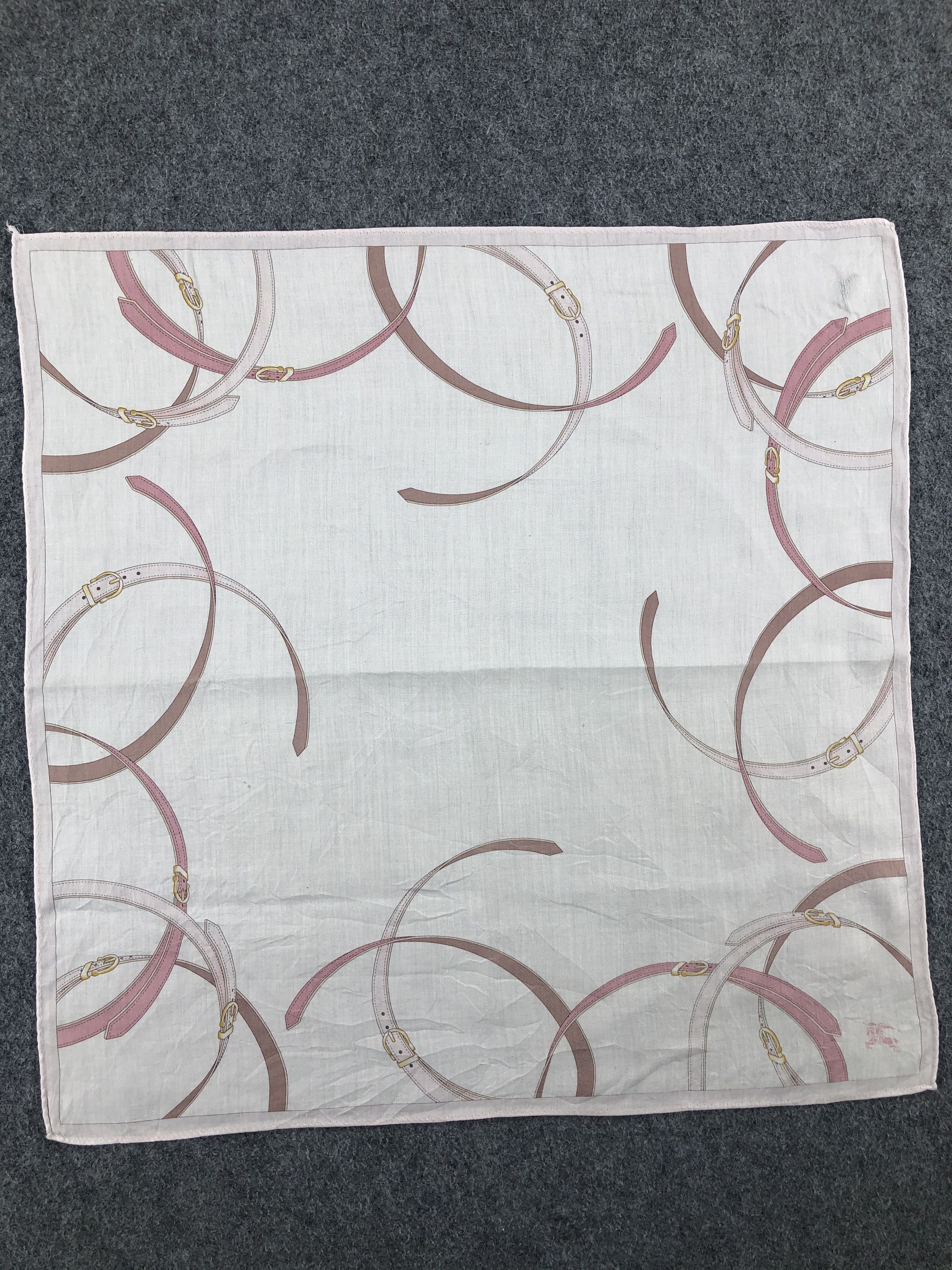 Burberry Burberry Handkerchief / Bandana / Neckerchief Size ONE SIZE - 3 Thumbnail