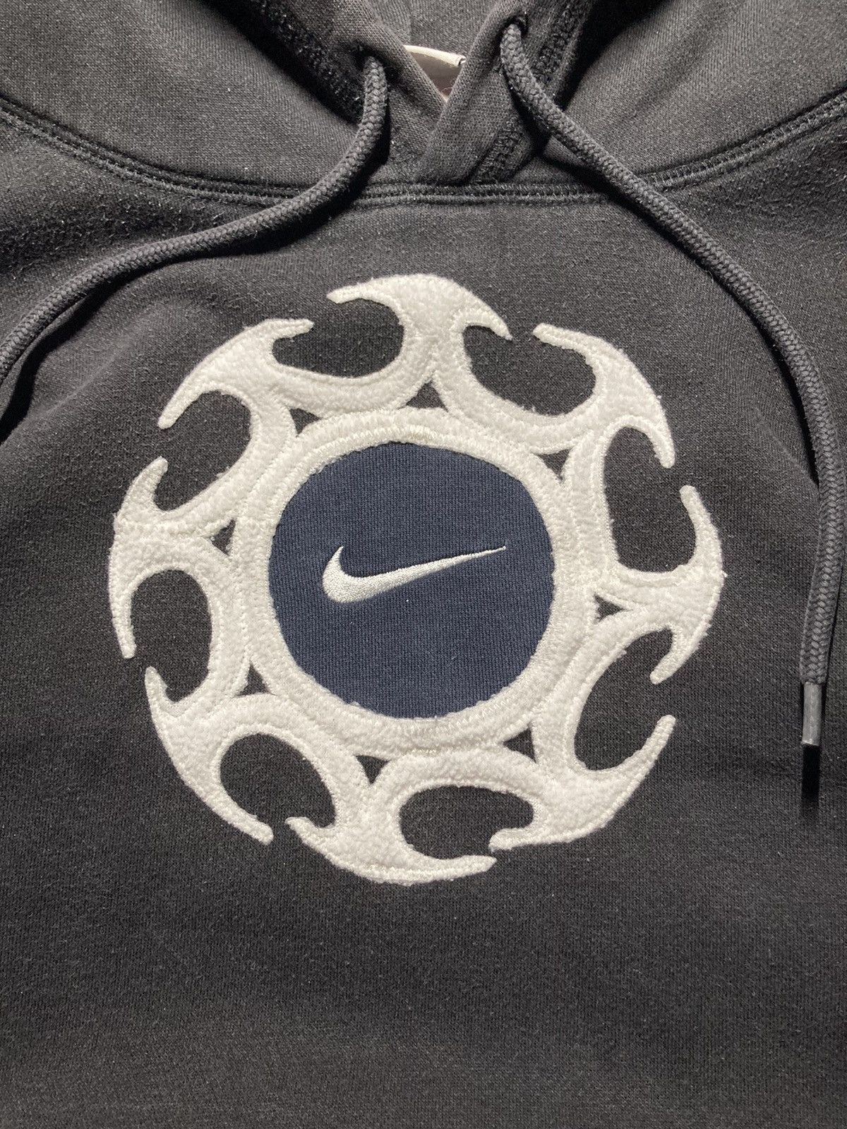 Nike × Vintage ⛩️nike hoodie custom fleece vintage y2k center big logo Size US M / EU 48-50 / 2 - 4 Thumbnail