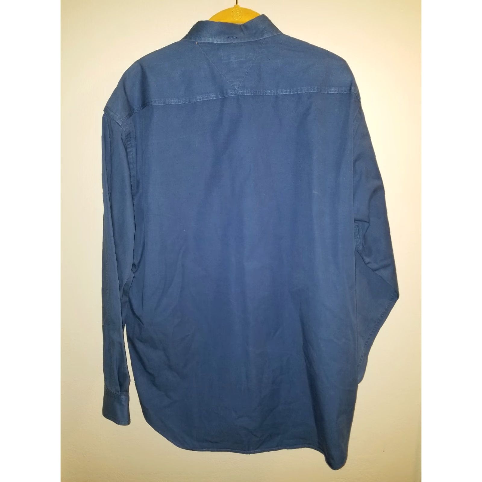 Tommy Hilfiger Vintage Tommy Hilfiger Solid Blue Button-Down Shirt Mens M 90s Casual Cotton Regular Long Sleeve Collared with Pockets Mens Size US M / EU 48-50 / 2 - 5 Thumbnail