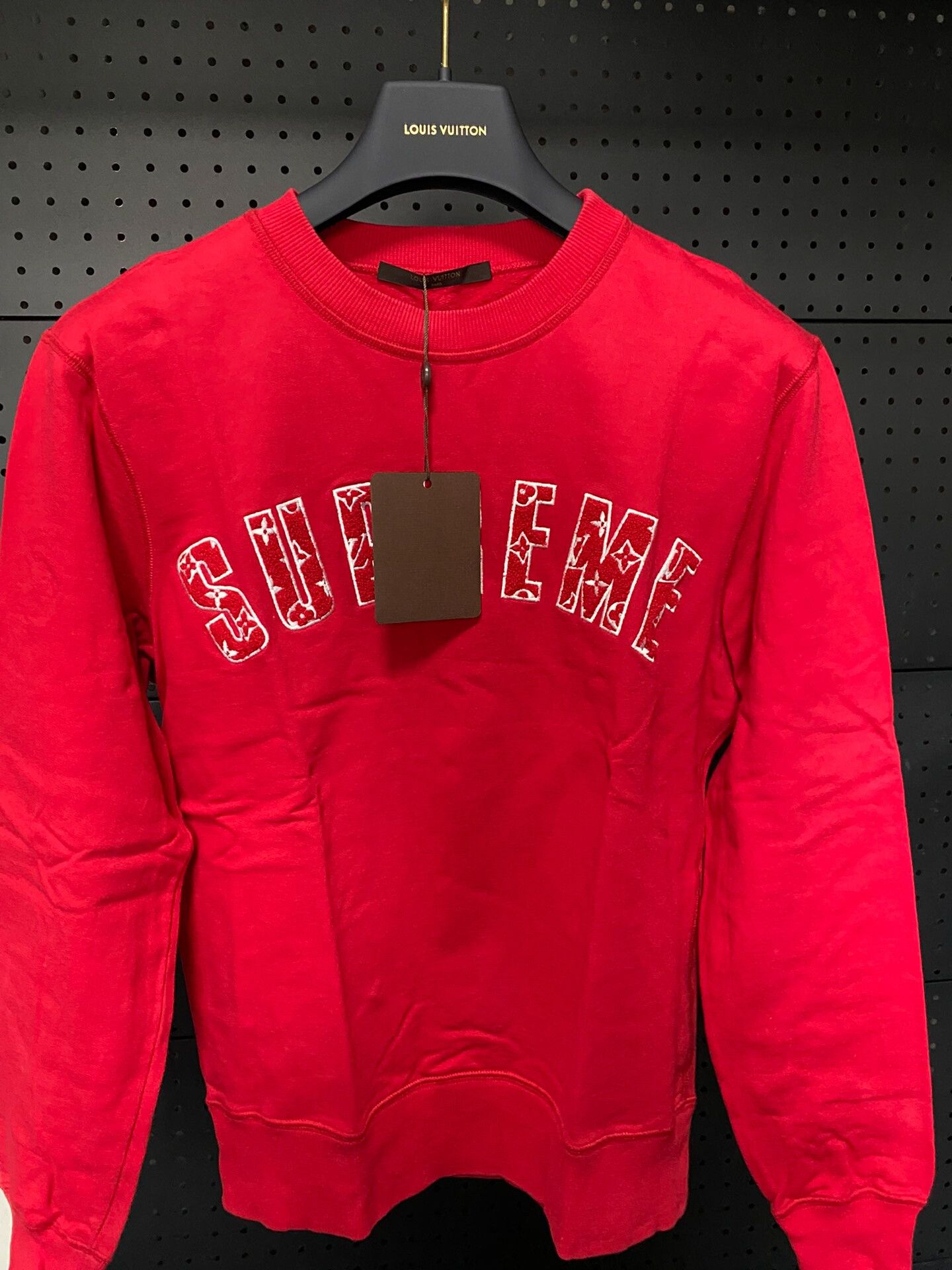 Louis Vuitton LV Supreme Red Sweatshirt XXS Size US XXS / EU 40 - 1 Thumbnail