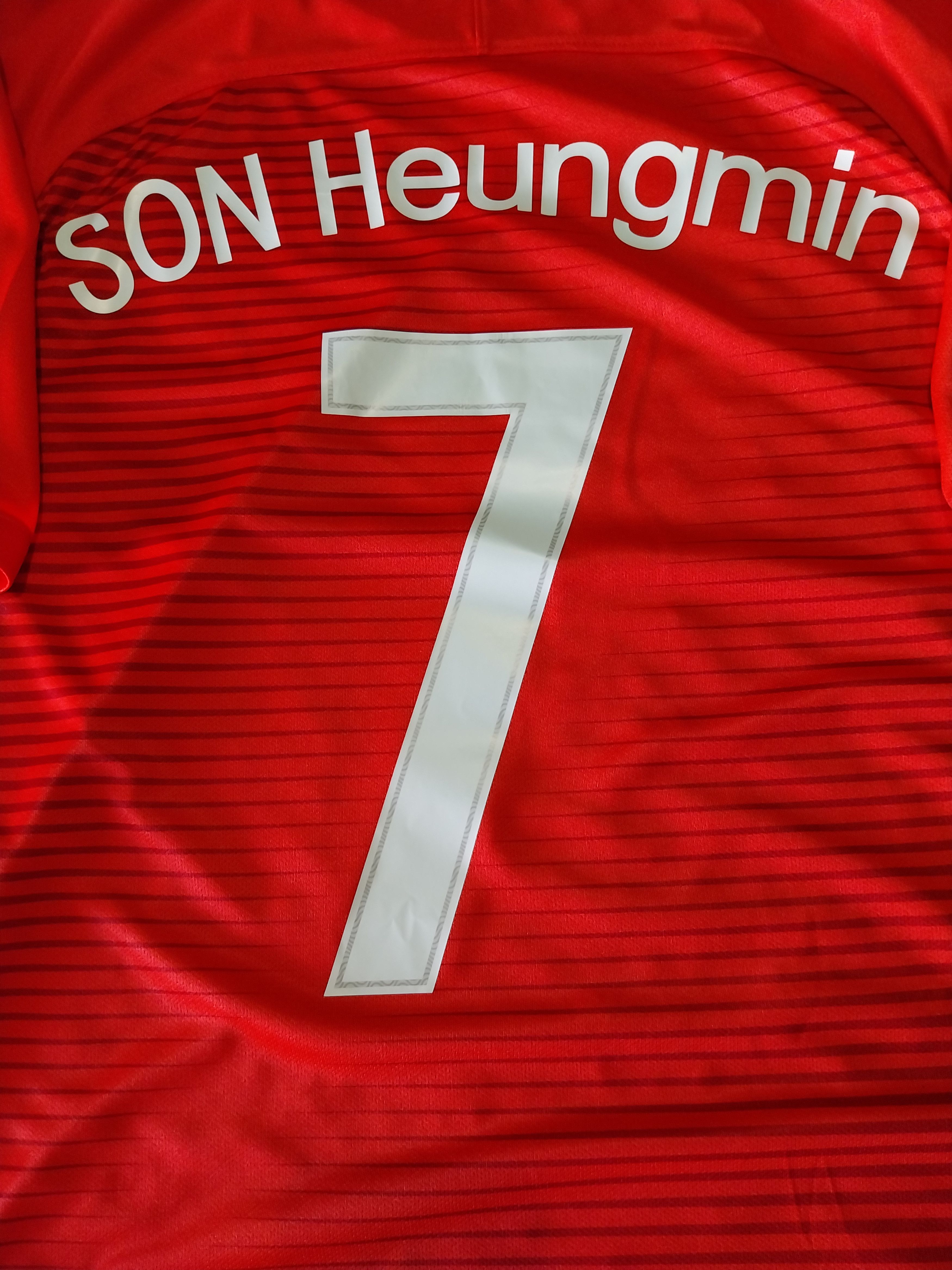 Nike South korea 2016 son heung min jersey football Size US L / EU 52-54 / 3 - 11 Thumbnail