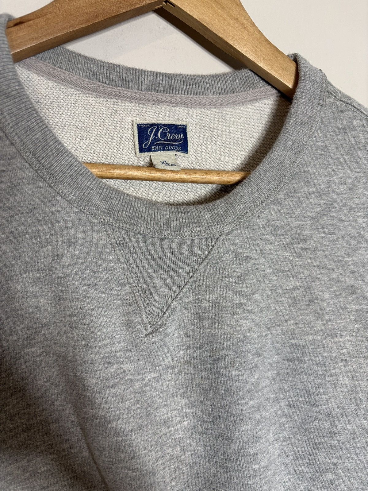 J.Crew J. Crew Knit Goods Single V Crewneck Sweatshirt XL Size US XL / EU 56 / 4 - 3 Thumbnail