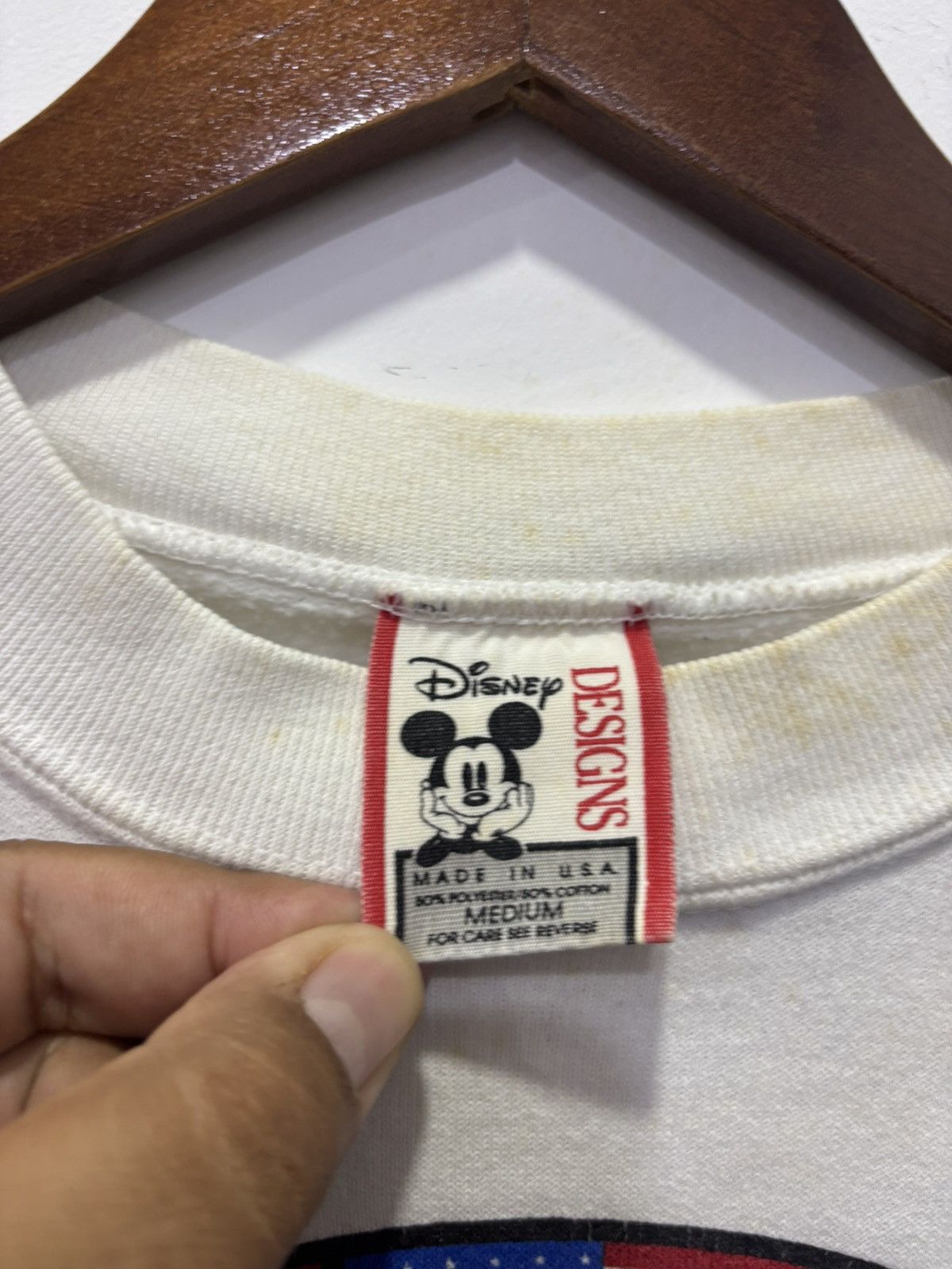 Mickey Mouse Vintage 90’s Mickey Mouse Sweatshirt Size US M / EU 48-50 / 2 - 3 Thumbnail