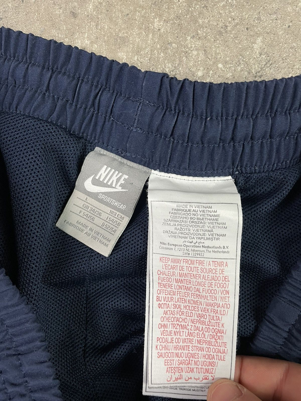 Nike × Vintage Vintage Y2K Nike Parachute Track Nylon Pants Size US 36 / EU 52 - 3 Thumbnail