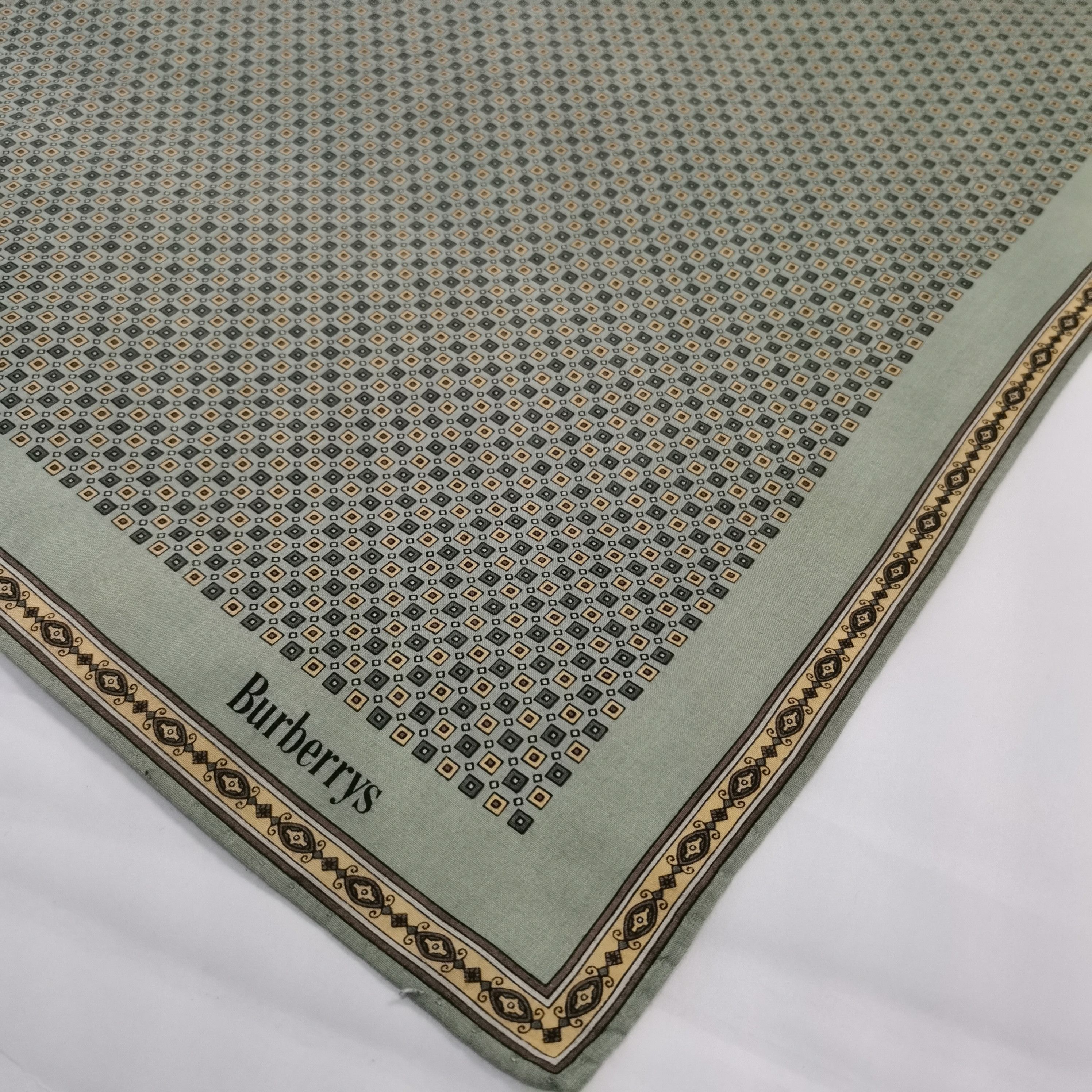 Burberry BURBERRY HANDKERCHIEF/ BANDANA/ SCARF Size ONE SIZE - 6 Thumbnail