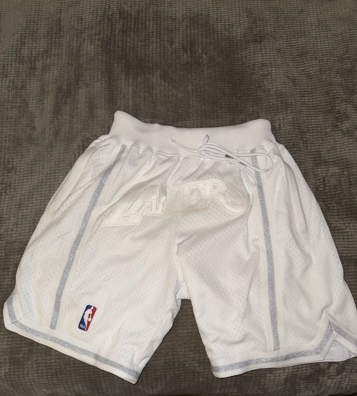 Mitchell & Ness Mitchell & Ness Lakers Short Size US 30 / EU 46 - 1 Thumbnail