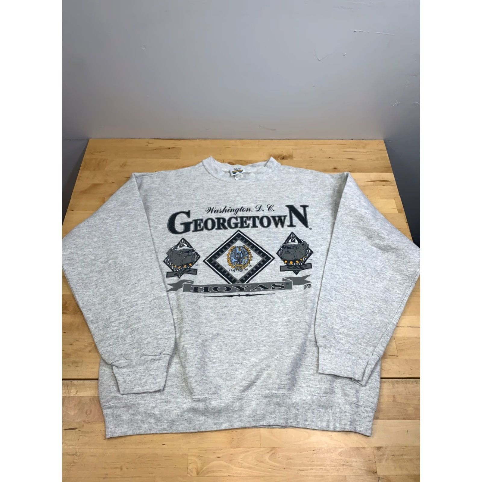 Vintage VINTAGE Georgetown Hoyas Sweatshirt Mens L Gray Pullover USA 90s 11984 Size US L / EU 52-54 / 3 - 3 Thumbnail