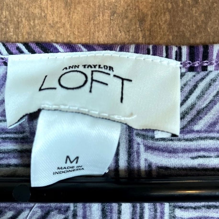 Ann Taylor Ann Taylor LOFT Blouse Purple Short Sleeve Round Neck Medium Womens Shirt Size M / US 6-8 / IT 42-44 - 6 Thumbnail