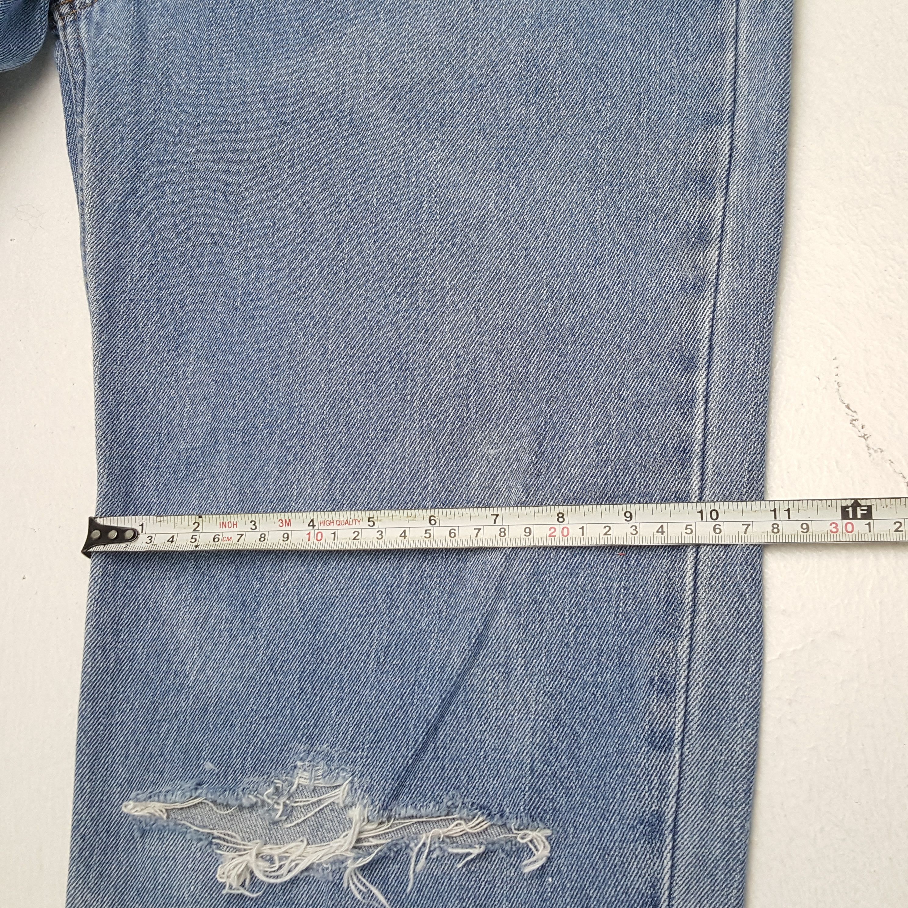 Levi's × Levi's Vintage Clothing Vintage LEVI'S American Kurt Cobain Distressed Style Jean Size US 35 - 10 Thumbnail