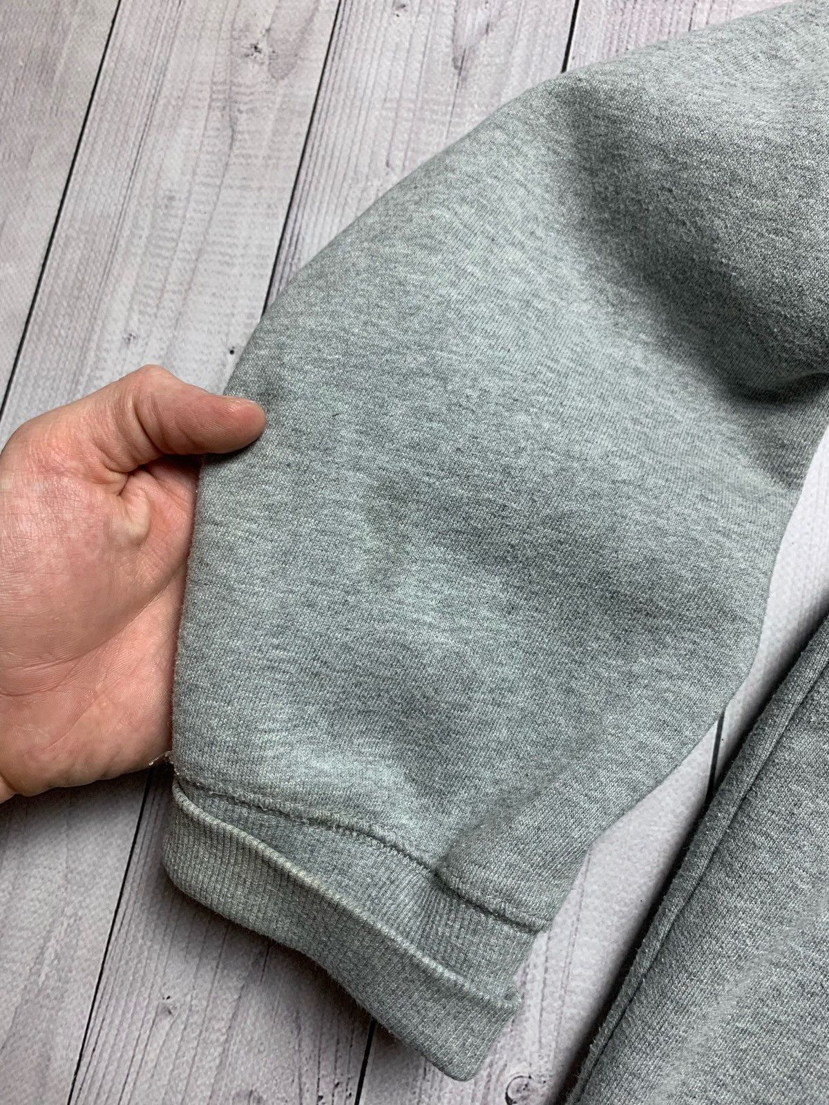 Carhartt Carhartt vintage hoodie Size M Size US M / EU 48-50 / 2 - 5 Thumbnail