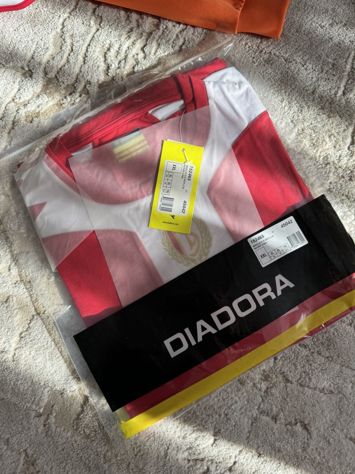 Diadora Standard Liege 2009-2010 Home Soccer Jersey Football Kit Size US XL / EU 56 / 4 - 4 Thumbnail