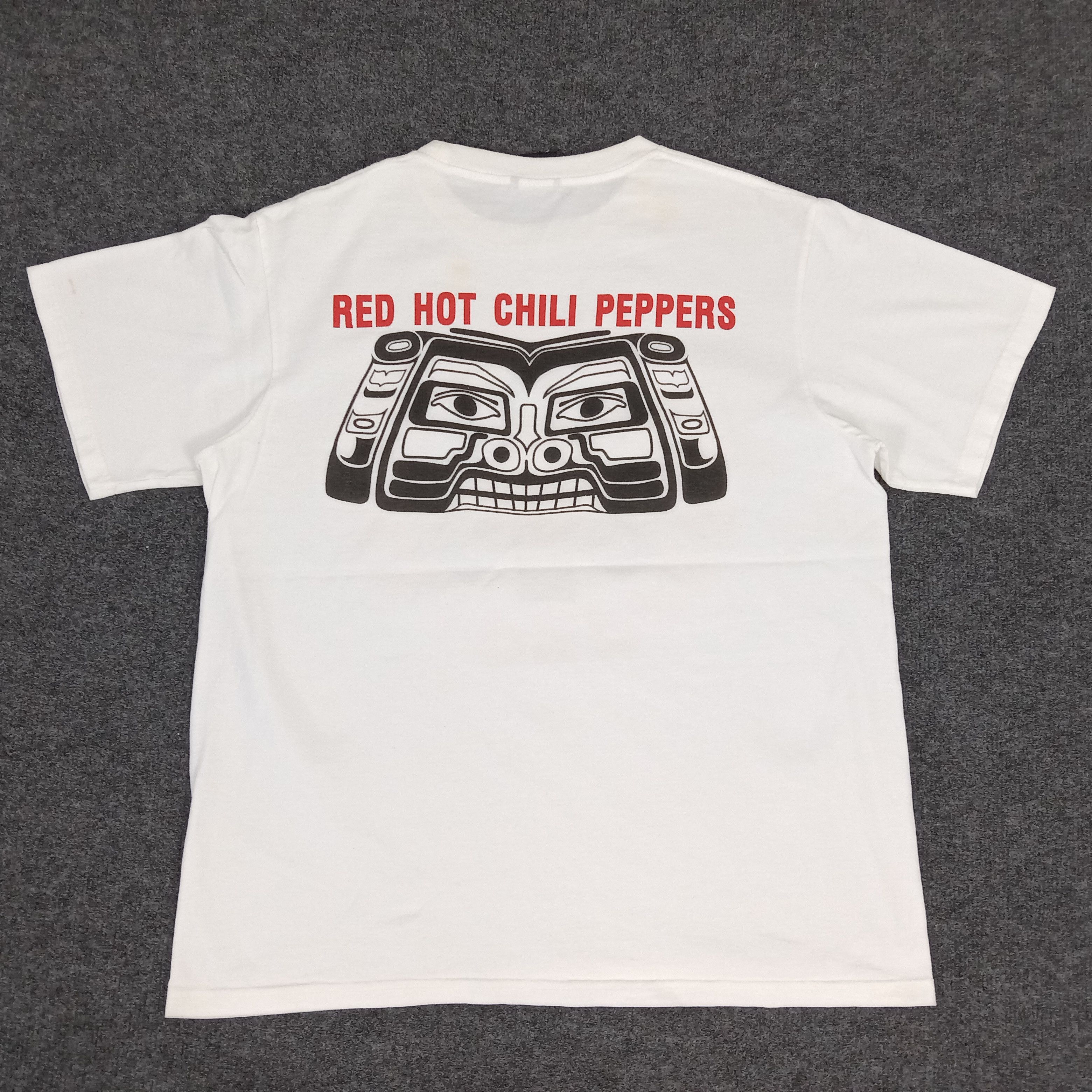Band Tees Red Hot Chili Peppers American Rock Band Tour Tshirt Size US L / EU 52-54 / 3 - 4 Thumbnail
