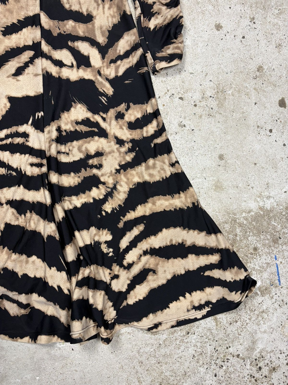 Roberto Cavalli Roberto Cavalli 2007 Animal Print Dress Size S / US 4 / IT 40 - 4 Thumbnail