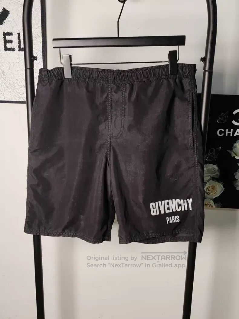 Givenchy Givenchy SizeM Slogan Shorts Size US 31 - 1 Thumbnail