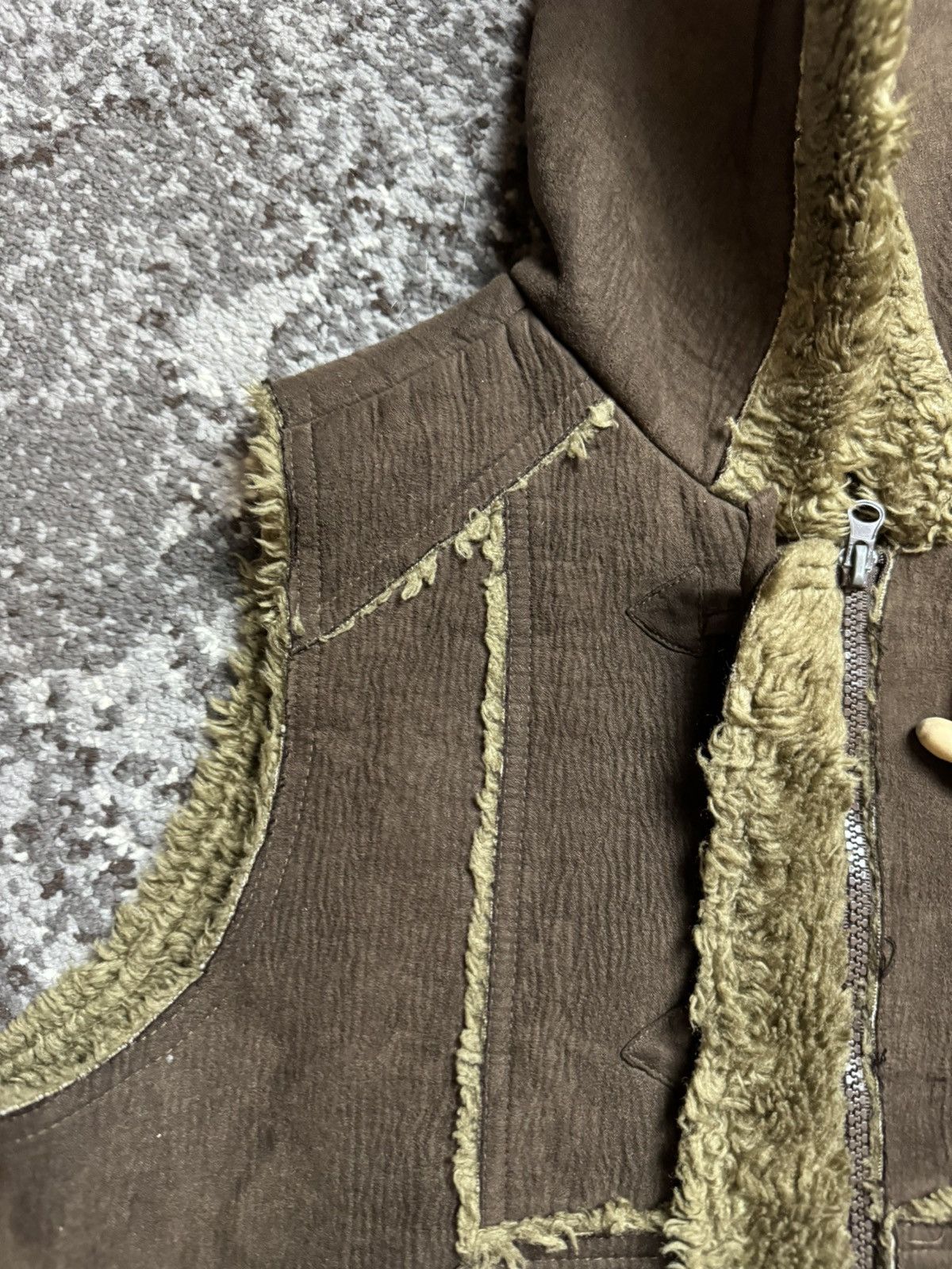 If Six Was Nine × Vintage Vintage Y2K Fuzzy Fur Hood Sued Alaska Avantgarde Vests Size US M / EU 48-50 / 2 - 4 Thumbnail