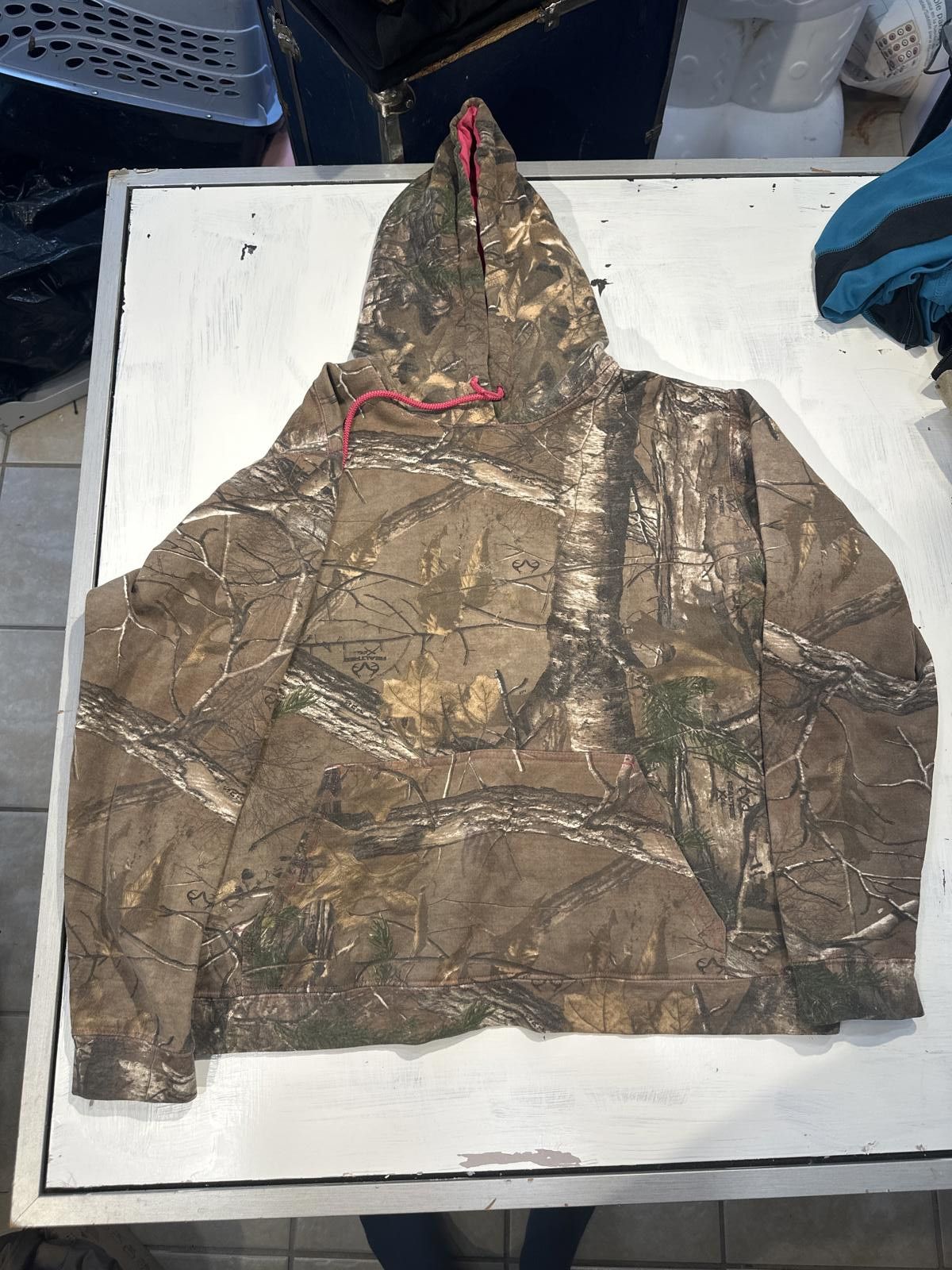 Realtree RealTree Xtra Women's XL Hoodie w/ Pink Lining Size XL / US 12-14 / IT 48-50 - 1 Thumbnail