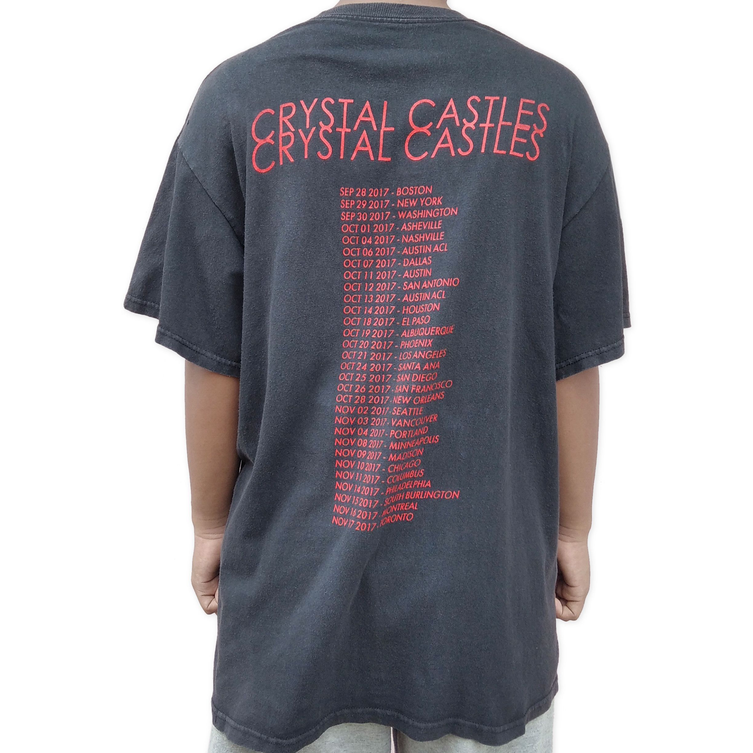 Band Tees CRYSTAL CASTLES "Red Madonna Fall Tour 2017" T-Shirt Size US M / EU 48-50 / 2 - 2 Thumbnail