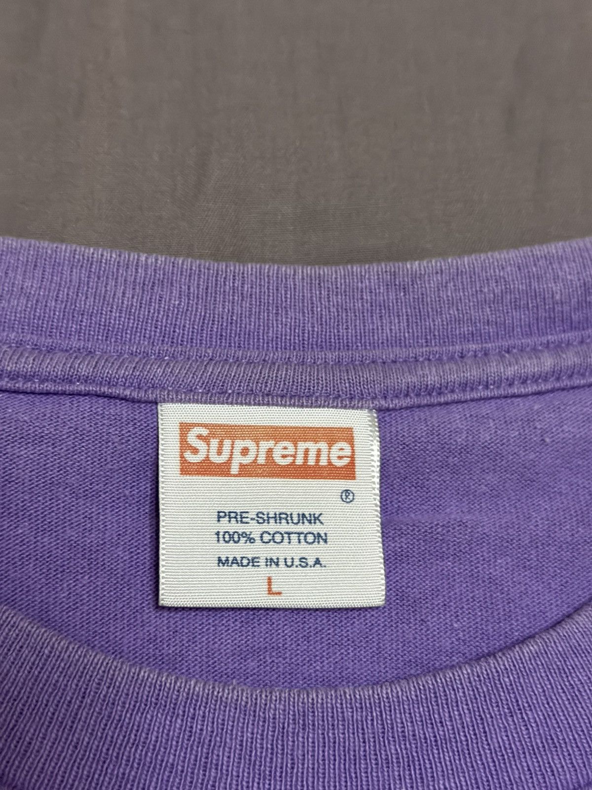 Supreme Supreme 2006 Lakers yellow on purple box logo tee Size US L / EU 52-54 / 3 - 4 Thumbnail