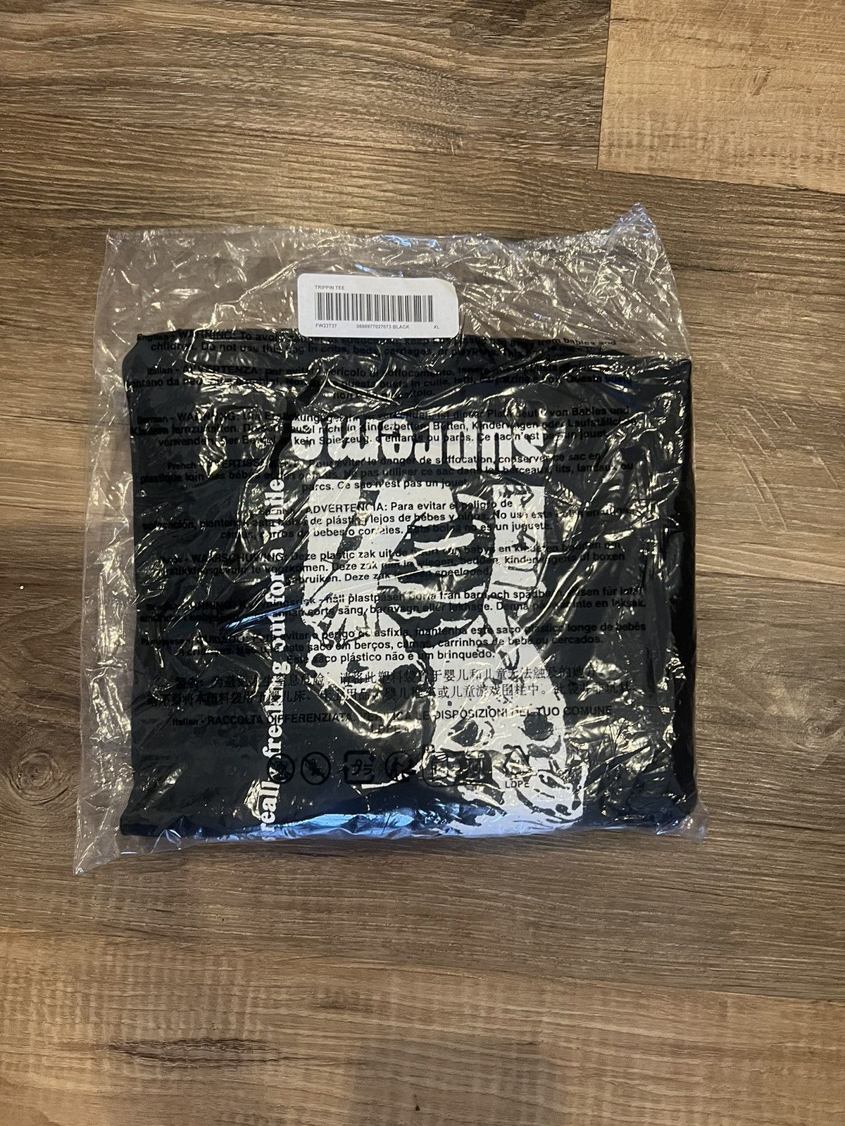 Supreme Supreme Trippin Tee Size US XL / EU 56 / 4 - 2 Thumbnail