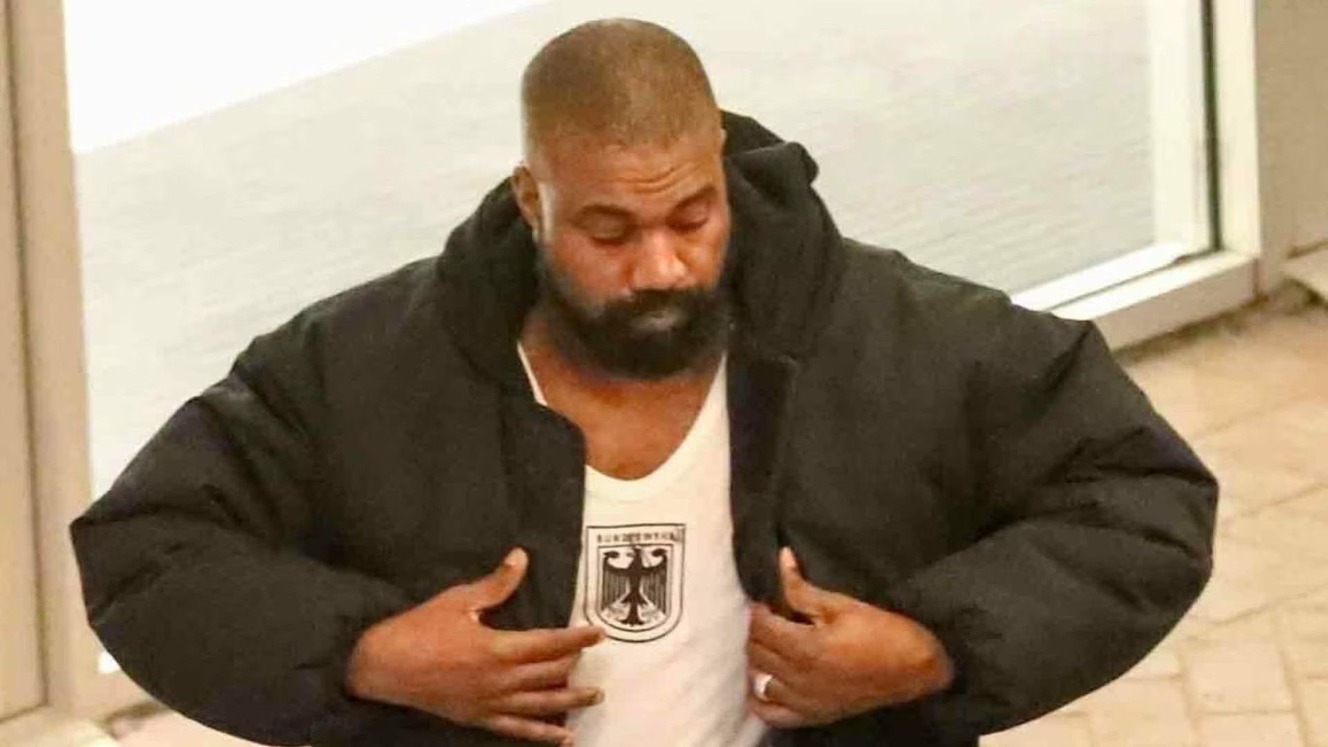 Kanye West Mil-Tec Bundeswehr patch tank top Size US XL / EU 56 / 4 - 1 Thumbnail