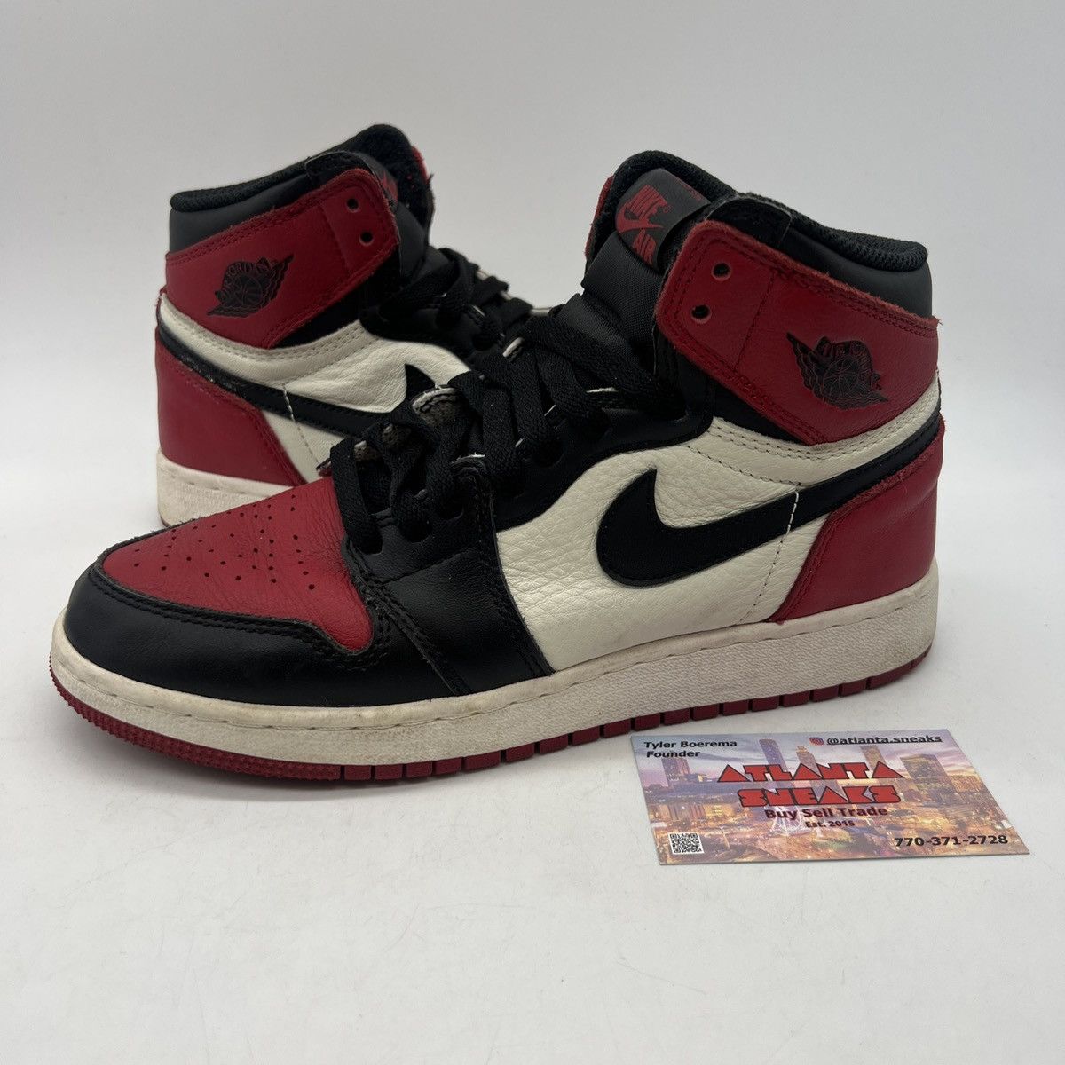 Air Jordan high bred toe