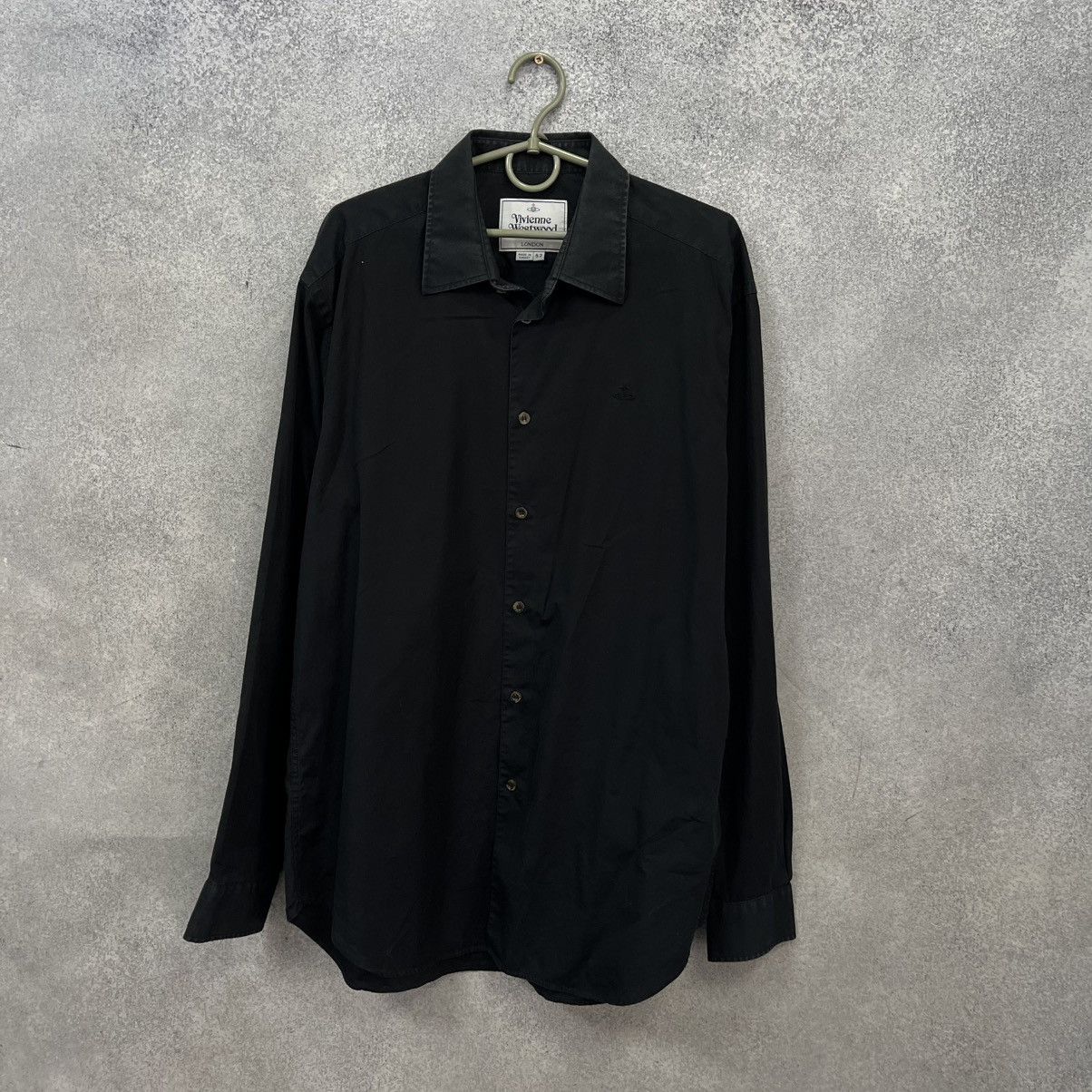 Vivienne Westwood Vivienne Westwood Shirt Black Rare Mini Logo Size US L / EU 52-54 / 3 - 1 Thumbnail