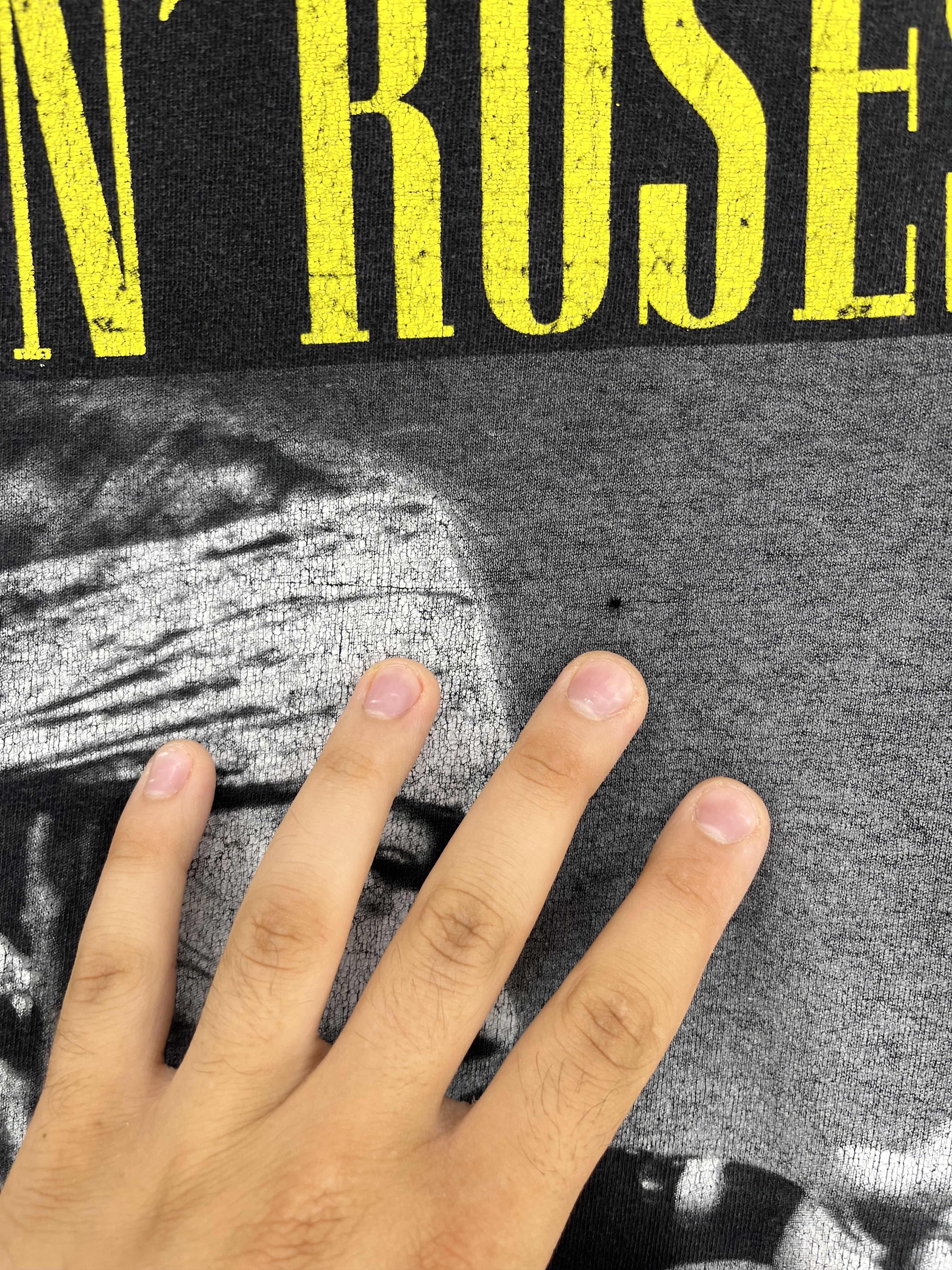 Band Tees Vintage Guns N’ Roses t-shirt size S 90s streetwear y2kstyle Size US XL / EU 56 / 4 - 5 Thumbnail