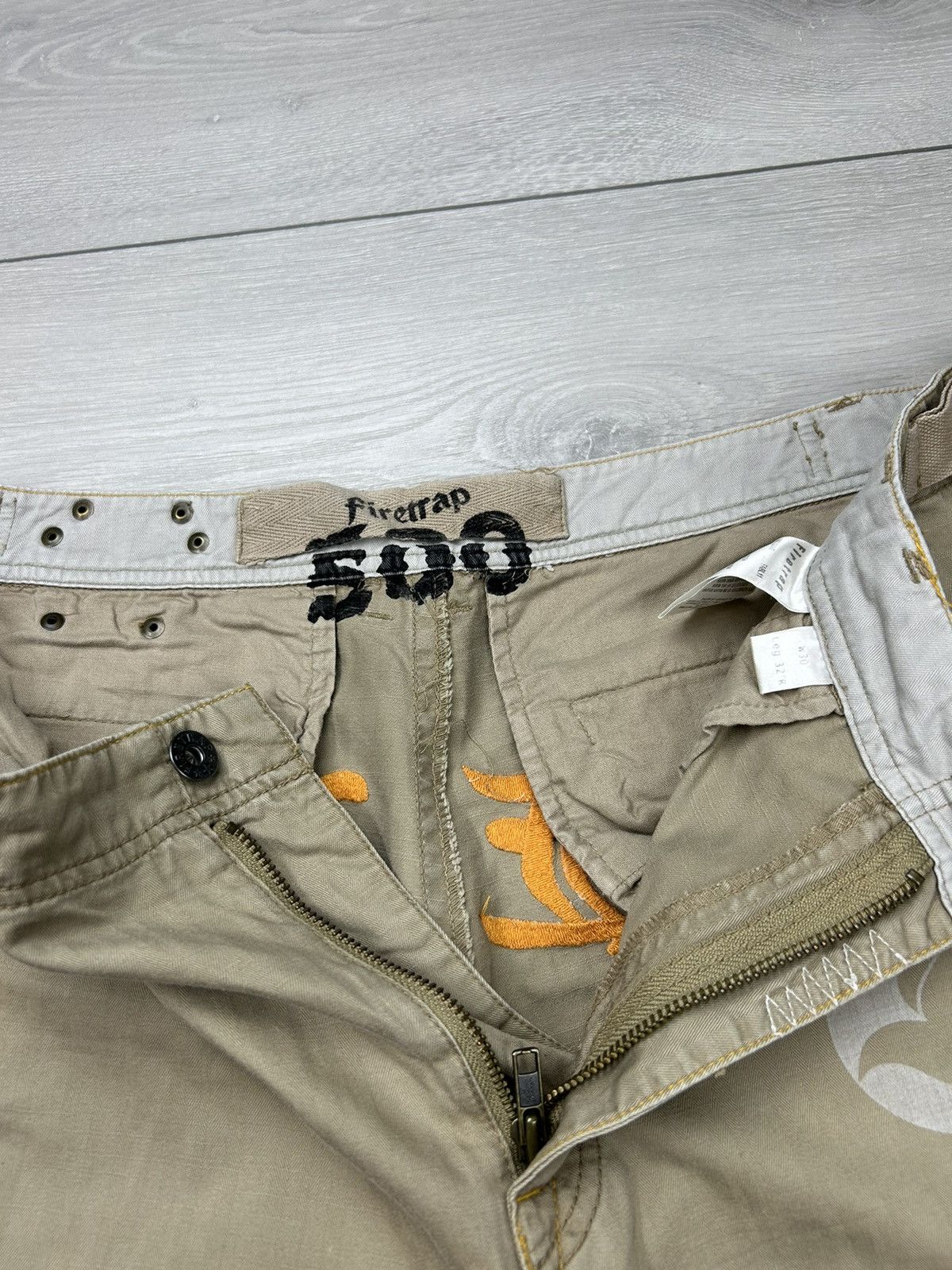 Firetrap × Vintage Firetrap Vintage Cargo pant size 32 big logo Size US 32 / EU 48 - 7 Thumbnail