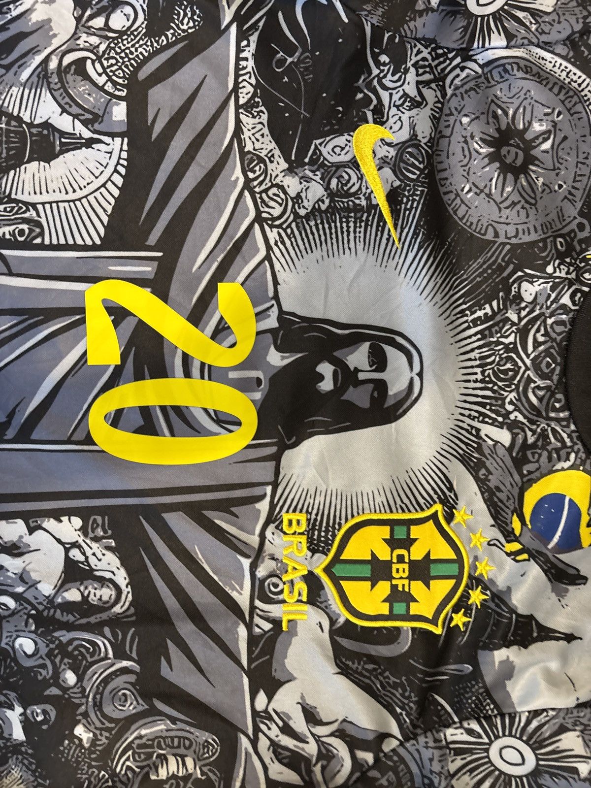 Nike Brazil ‘The redeemer’ kit Size US M / EU 48-50 / 2 - 3 Thumbnail