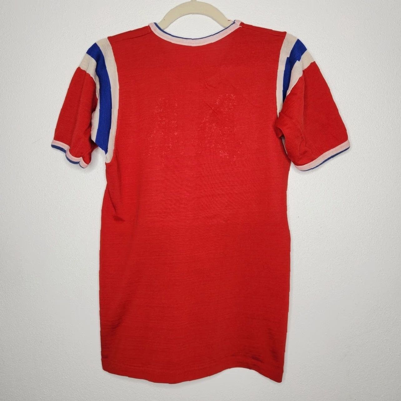 Vintage VINTAGE Rawlings Red Shirt Top Shirt Unisex Adults S Red 50s 60s Rare Numbers Stripe Sports Size US S / EU 44-46 / 1 - 6 Thumbnail