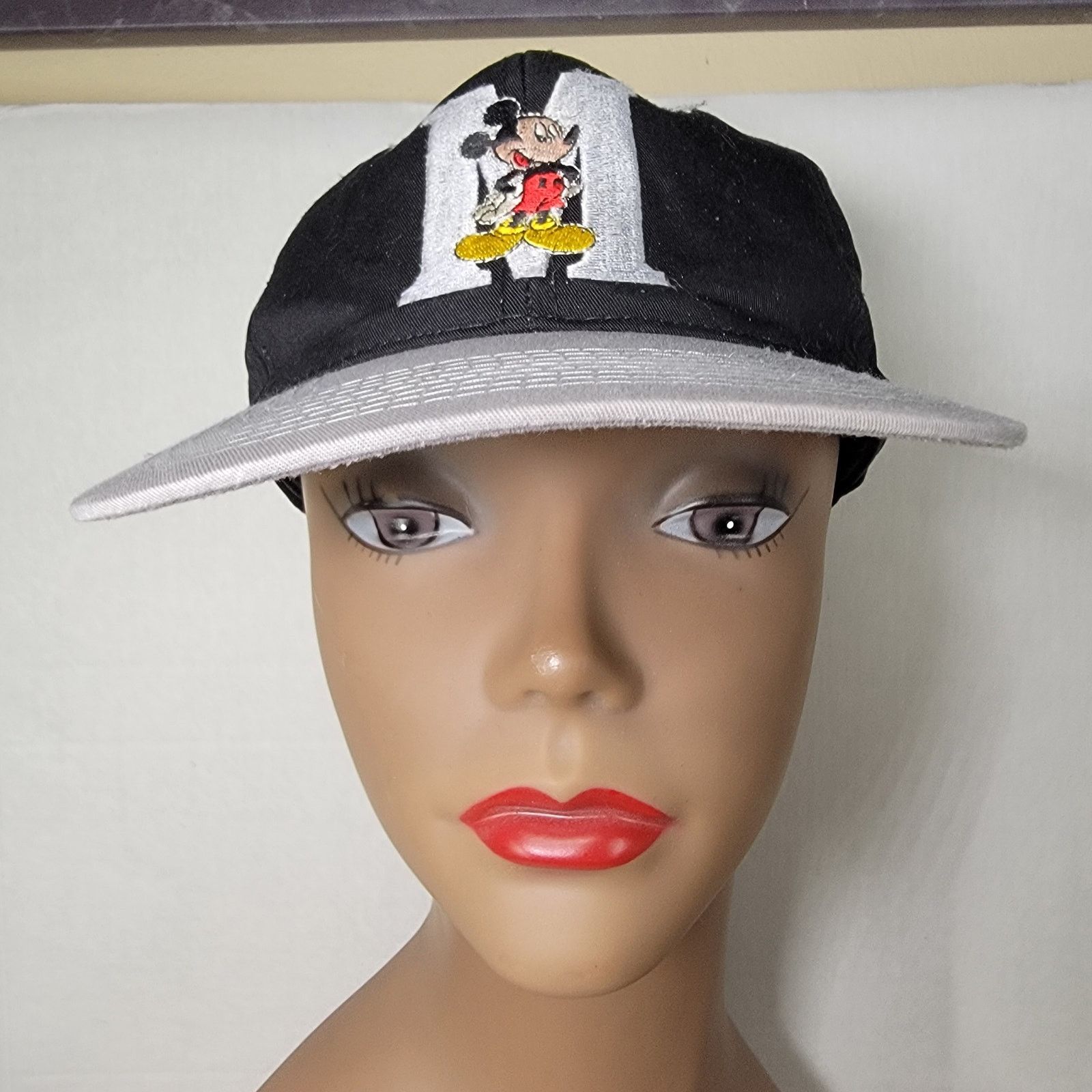 Disney VINTAGE 90's Mickey Unlimited Snapback Ballcap "M" Mickey Size ONE SIZE - 2 Thumbnail