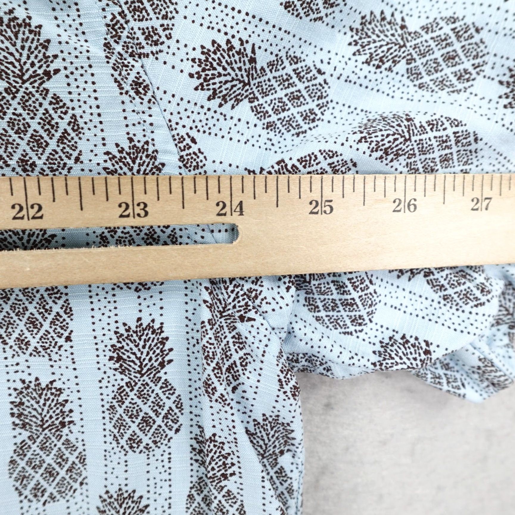 Tori Richard Tori Richard Shirt Mens XL Blue Pineapples Print Hawaiian Aloha Button Up Camp Size US XL / EU 56 / 4 - 7 Thumbnail