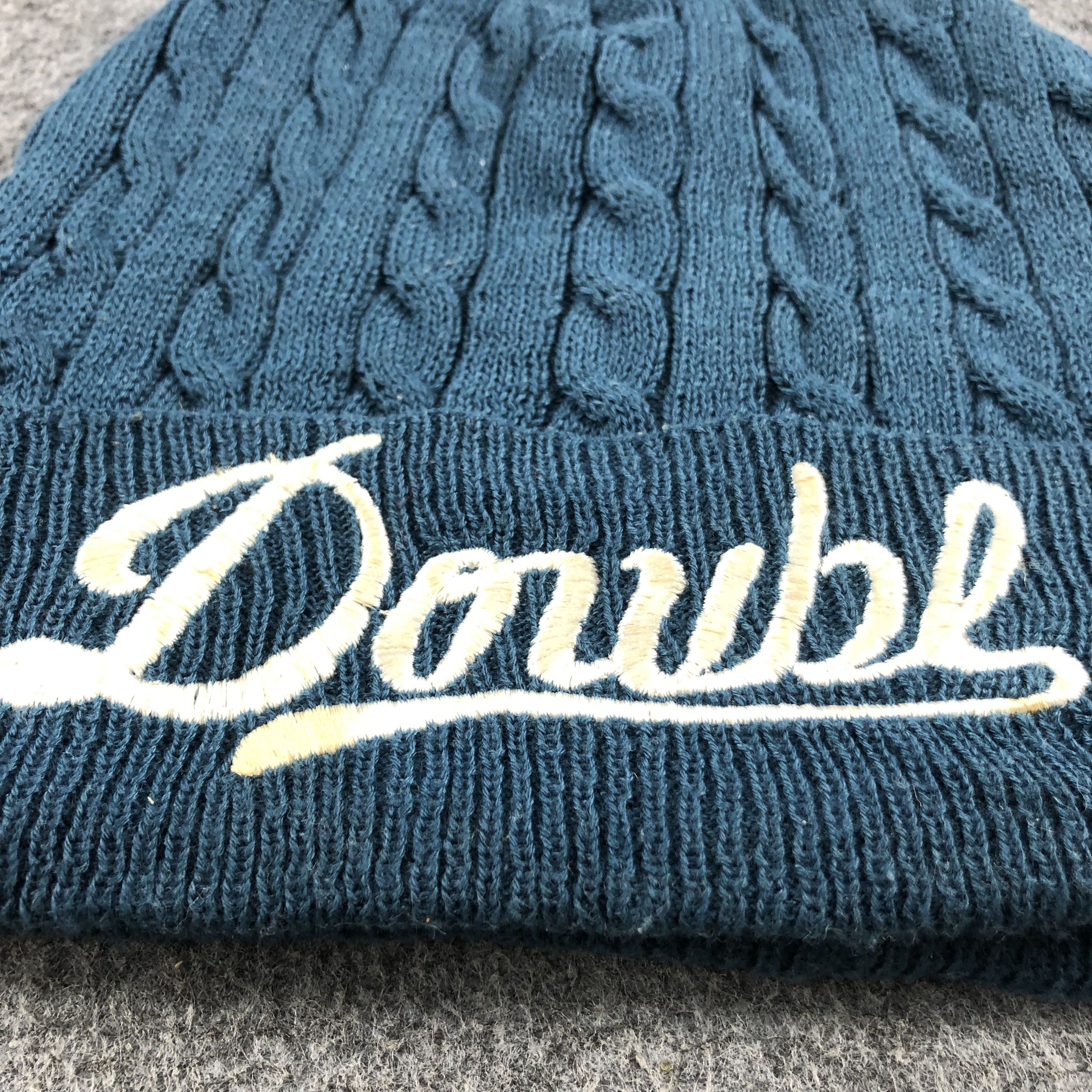 Vintage Unknown Cable Knit Beanie Snowcap Snow Hat Winter Hat B270 Size ONE SIZE - 4 Thumbnail