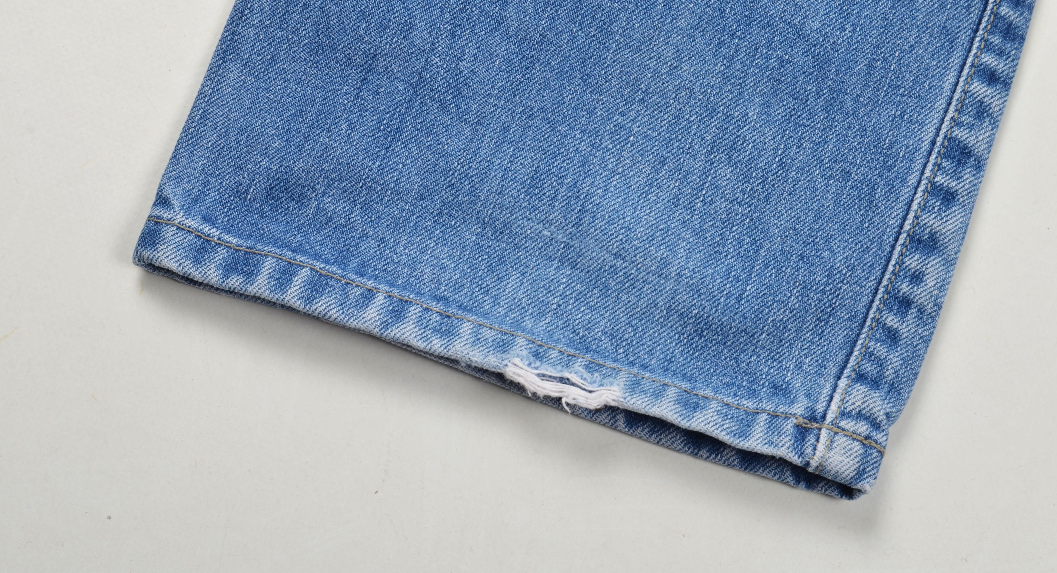 Diesel Vintage Diesel Y2K Grunge Distressed Straight Leg Jeans Size US 30 / EU 46 - 10 Thumbnail