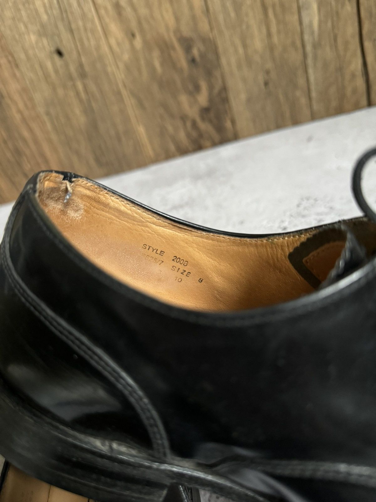 Loake Loake 200B Oxford Cap Toe Smart Shoes Size US 9 / EU 42 - 9 Thumbnail