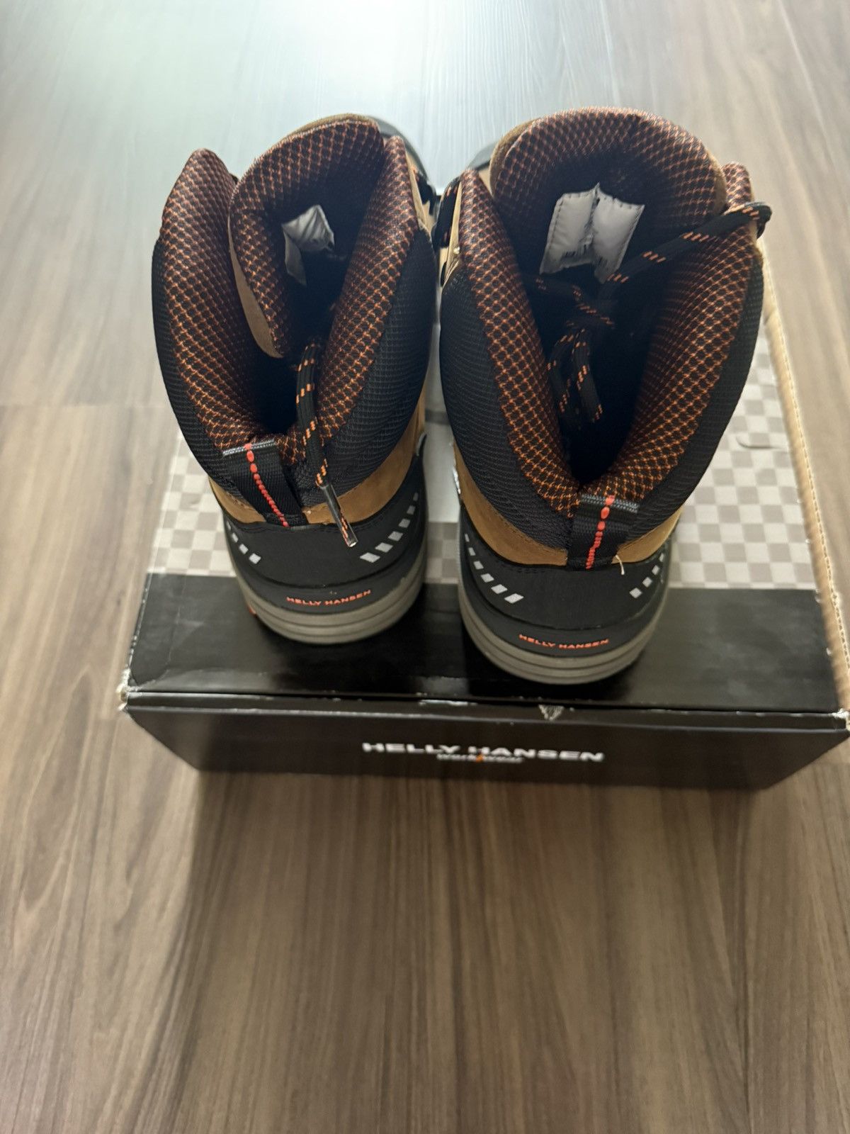Helly Hansen Helly Hansen Lehigh 6” Work Boot Brown Safety Men’s Size 8.5 Size US 8.5 / EU 41-42 - 3 Thumbnail