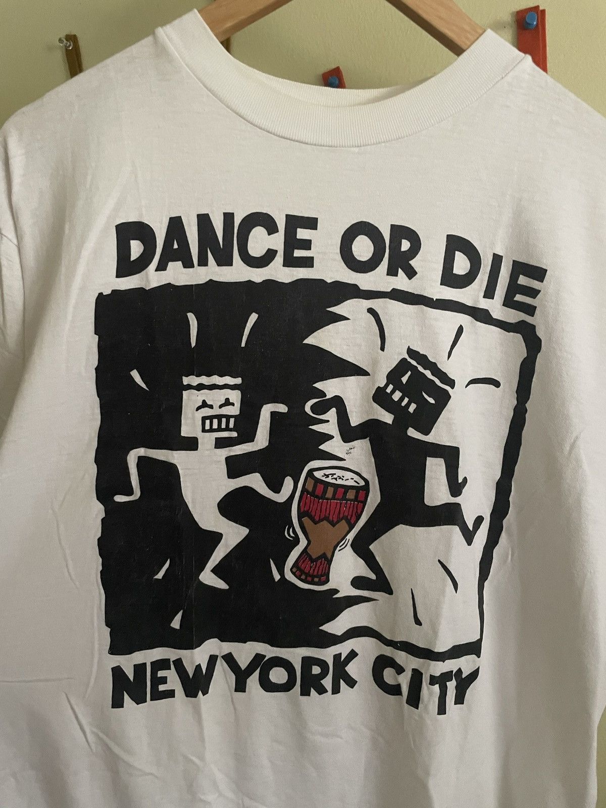 Keith Haring Vintage 90s Keith Haring Dance or Die NYC Tee Size US XL / EU 56 / 4 - 2 Thumbnail