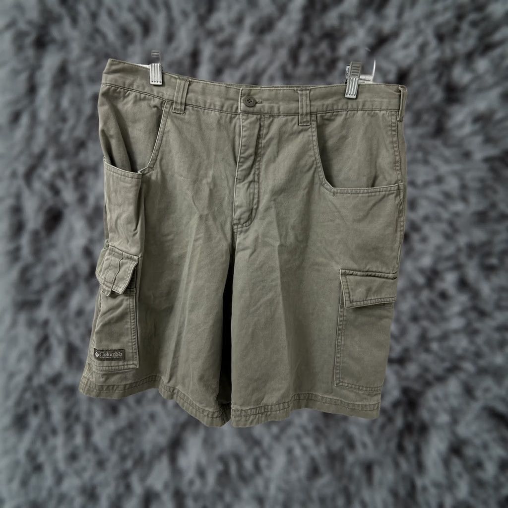 Vintage Columbia Cargo Shorts Mens Size 36 Sage Green Cotton Twill Utility 9" Size US 36 / EU 52 - 1 Thumbnail