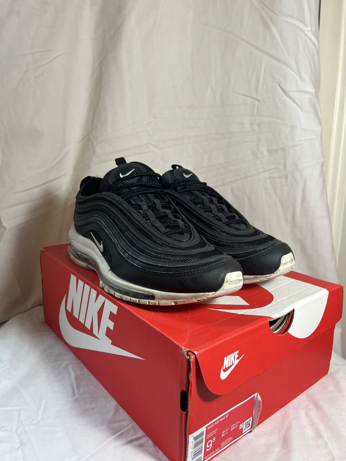 Nike ‘Air Max’ 97