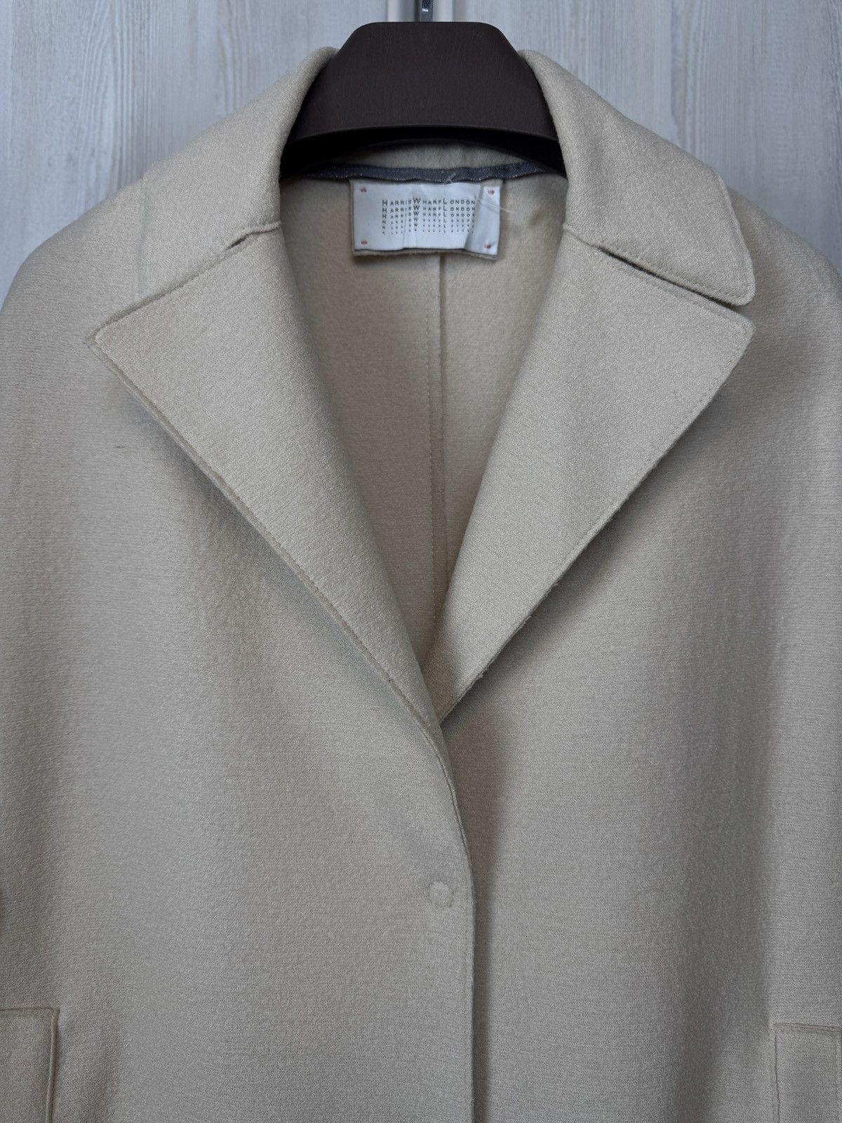 Harris Wharf London Harris Wharf London beige virgin wool trench coat Size L / US 10 / IT 46 - 3 Thumbnail