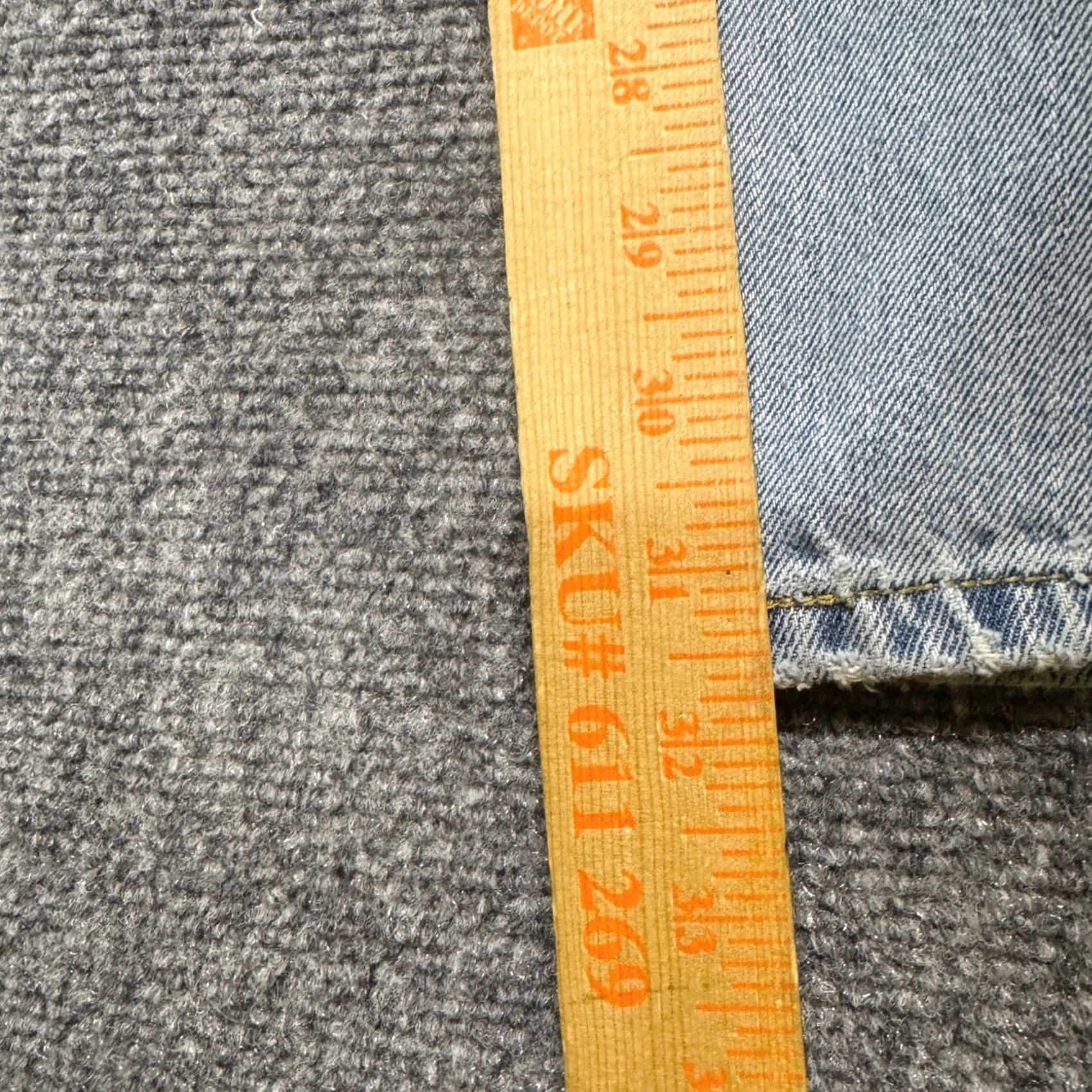 Levi's VINTAGE Levi's 560 Jeans Bootcut Men 38x32 Cotton Light Wash Distressed Blue 90s Mens Size US 38 / EU 54 - 6 Thumbnail