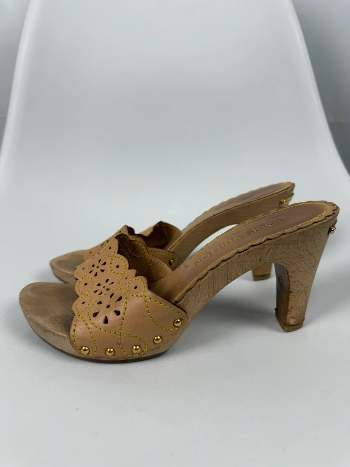 Louis Vuitton Louis Vuitton Leather Wooden Slides Clog Sandals size 37 Size US 7 / IT 37 - 3 Thumbnail