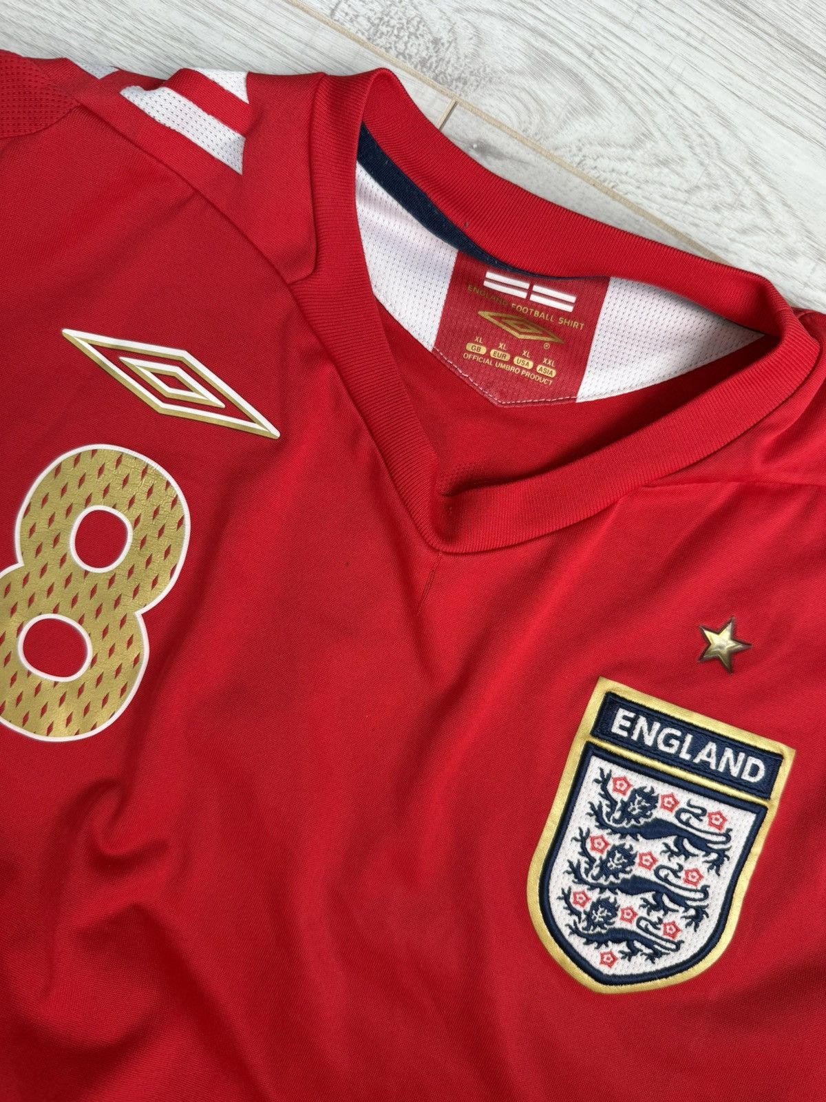 Umbro “2006 England Away Shirt Lampard #8 Umbro Red Jersey shirt Size US XL / EU 56 / 4 - 5 Thumbnail