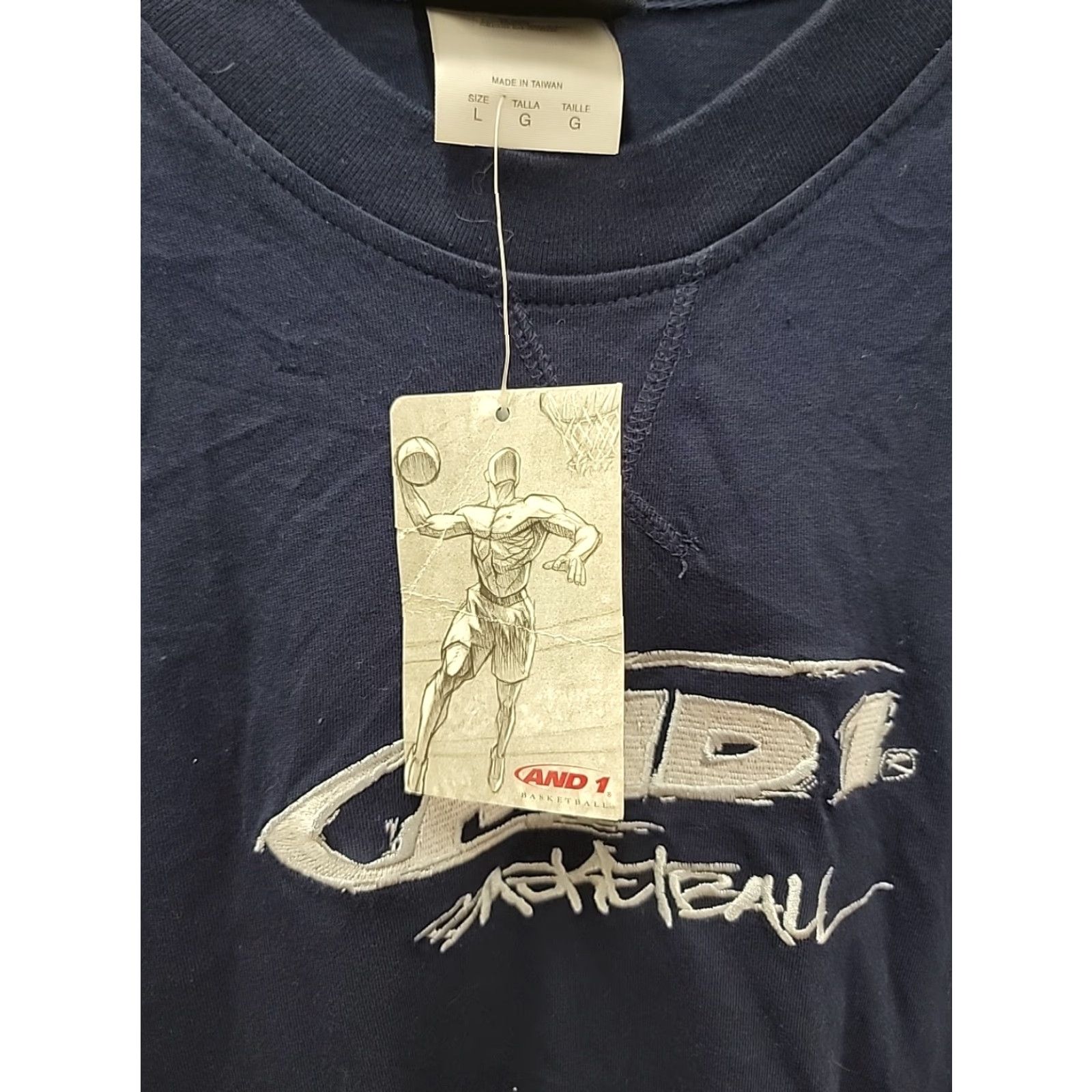 Vintage VINTAGE AND1 T Shirt Mens L Blue Graphic Print Crew Neck Short Sleeve Indoor Basketball All Seasons Chest 23 Length 31.5 NWT Size US L / EU 52-54 / 3 - 2 Thumbnail