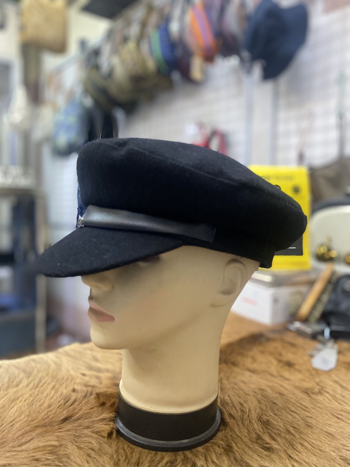 Calvin Klein Calvin Klien Wool Flat Cap Focused Baker Hat Size ONE SIZE - 1 Thumbnail