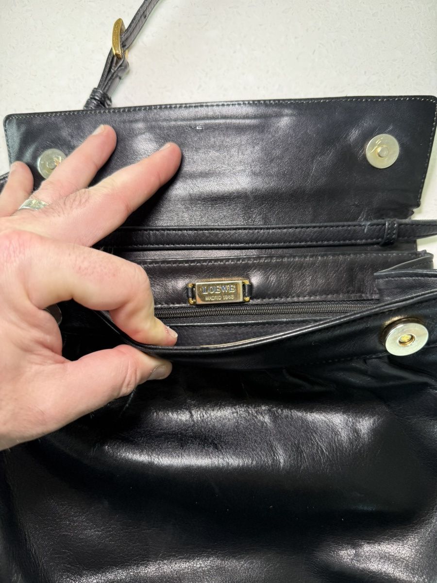 Loewe Vintage Loewe Black Shoulder Bag with Croc Embossed Flap Size ONE SIZE - 11 Thumbnail