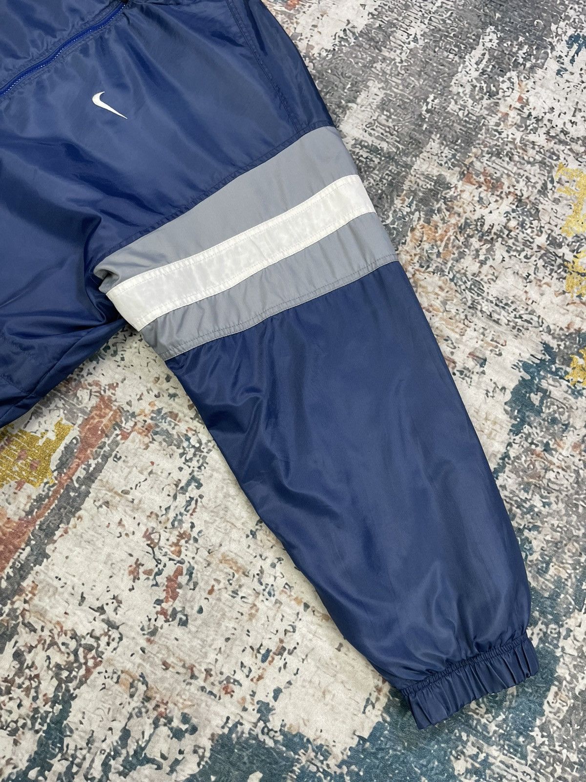 Nike Vtg 90s Nike Navy Big Logo Spell Out Parka Jacket Size US L / EU 52-54 / 3 - 9 Thumbnail